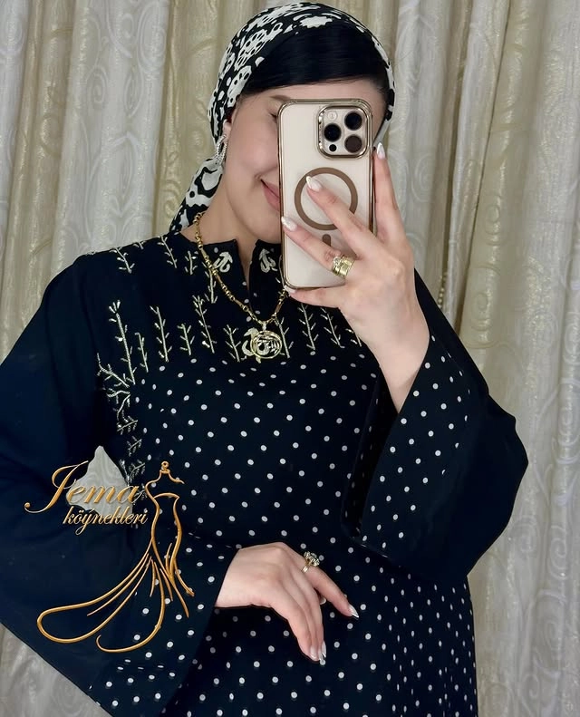 Türkmen fasonlar pombarh fasonlar Fasonlar 2025 fasonlar fason moda modalar Bezen bezen Türkmen fasonlar 2026 Türkmen fasonlar 2025 Türkmen fasonlar 2024 Türkmen fasonlar 2023 turkmenistan türkmenistan turkmen türkmen ashgabat  asgabat aşgabat balkan mary lebap dashoguz dasoguz daşoguz pombarh ponbarhat gulyupek gülýüpek stapel ştapel Gralan Çüýdeşen Abaýa Gadymy Krep Gurultaý 	Keteni Ýüpek Şifon Gipýur Lyon Welwet Atlas Kaşemir Streýç Suzana Ştapel Gülýüpek Pombarh Ýupka Gursakça Aksesuarlar Palto Penjek Okuw eşik Fata Sport eşik Uniforma Nakidka Öýme Şarf kompýuter ýaka ýaglyk Arenda köýnek 2nji el köýnek Taýyn köýnek Matalar Milli lybas milli lybaslar Toý köýnek Toý köýnekler toy koynek toy koynekler gundelik koynekler Gündelik	 
 köýnekler fata koynek Modern taze fason Eskiz koynektm turkmenkoynek türkmenkoynek fason moda moda fasonlar Iş eşik el iş	sada	ýakaly ýakasyz	keşdeli biserli	ýeňli giň nagyşly ýüregi açyk stoýka ýaka ýanly kombinasiýa 	zerli üsti aşak guşakly seçekli gysga ýeňli Ştapel Gündelik, Iş eşik el iş, ýakaly, biserli, ýeňli, giň 26-35, 35+ Gara tomus Taýyn köýnek