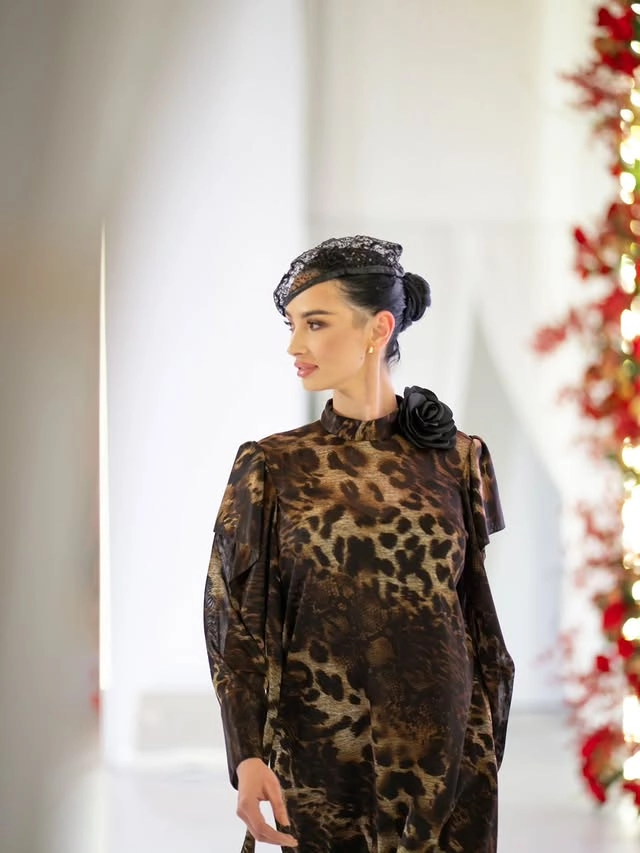 Türkmen fasonlar pombarh fasonlar Fasonlar 2025 fasonlar fason moda modalar Bezen bezen Türkmen fasonlar 2026 Türkmen fasonlar 2025 Türkmen fasonlar 2024 Türkmen fasonlar 2023 turkmenistan türkmenistan turkmen türkmen ashgabat  asgabat aşgabat balkan mary lebap dashoguz dasoguz daşoguz pombarh ponbarhat gulyupek gülýüpek stapel ştapel Gralan Çüýdeşen Abaýa Gadymy Krep Gurultaý 	Keteni Ýüpek Şifon Gipýur Lyon Welwet Atlas Kaşemir Streýç Suzana Ştapel Gülýüpek Pombarh Ýupka Gursakça Aksesuarlar Palto Penjek Okuw eşik Fata Sport eşik Uniforma Nakidka Öýme Şarf kompýuter ýaka ýaglyk Arenda köýnek 2nji el köýnek Taýyn köýnek Matalar Milli lybas milli lybaslar Toý köýnek Toý köýnekler toy koynek toy koynekler gundelik koynekler Gündelik	 
 köýnekler fata koynek Modern taze fason Eskiz koynektm turkmenkoynek türkmenkoynek fason moda moda fasonlar Iş eşik el iş	sada	ýakaly ýakasyz	keşdeli biserli	ýeňli giň nagyşly ýüregi açyk stoýka ýaka ýanly kombinasiýa 	zerli üsti aşak guşakly seçekli gysga ýeňli Şifon Modern ýakasyz, ýeňli, giň 17-25, 26-35 Gara, Goňur tomus