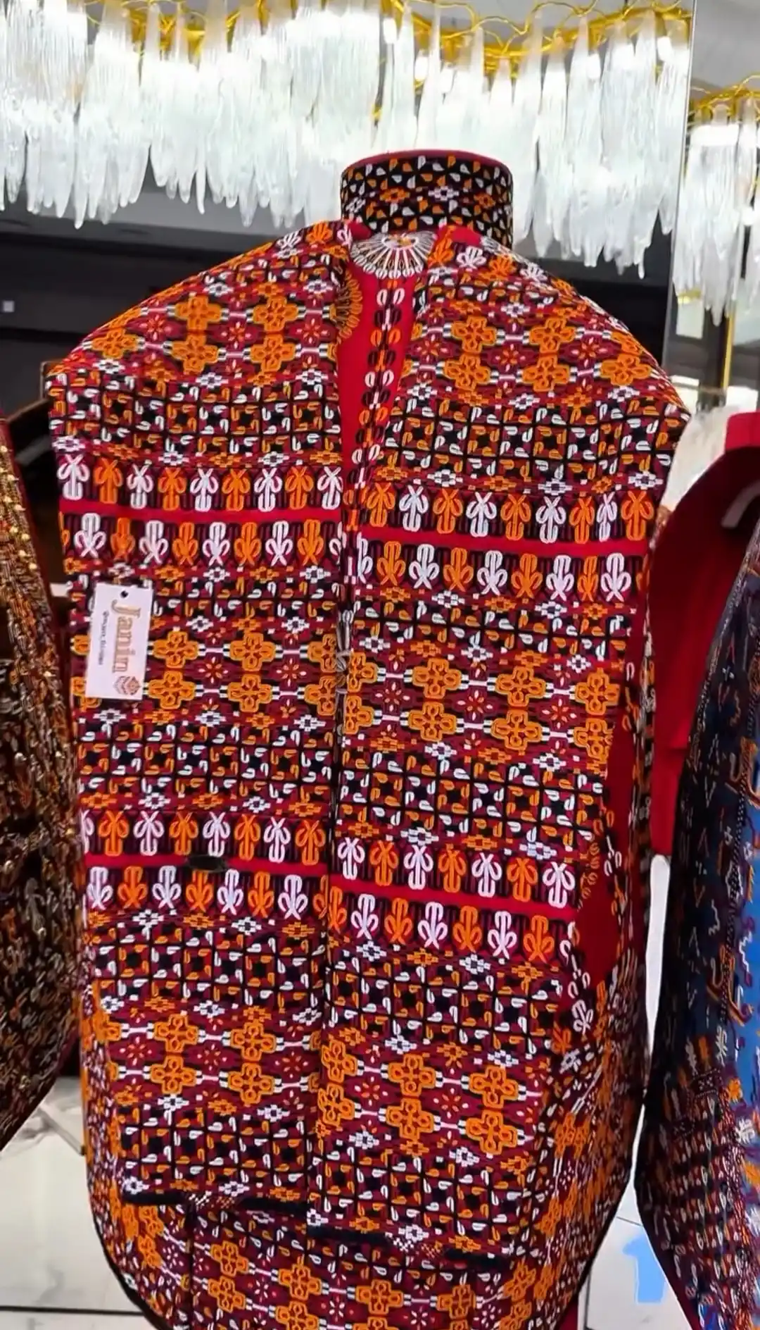 Türkmen fasonlar pombarh fasonlar Fasonlar 2025 fasonlar fason moda modalar Bezen bezen Türkmen fasonlar 2026 Türkmen fasonlar 2025 Türkmen fasonlar 2024 Türkmen fasonlar 2023 turkmenistan türkmenistan turkmen türkmen ashgabat  asgabat aşgabat balkan mary lebap dashoguz dasoguz daşoguz pombarh ponbarhat gulyupek gülýüpek stapel ştapel Gralan Çüýdeşen Abaýa Gadymy Krep Gurultaý 	Keteni Ýüpek Şifon Gipýur Lyon Welwet Atlas Kaşemir Streýç Suzana Ştapel Gülýüpek Pombarh Ýupka Gursakça Aksesuarlar Palto Penjek Okuw eşik Fata Sport eşik Uniforma Nakidka Öýme Şarf kompýuter ýaka ýaglyk Arenda köýnek 2nji el köýnek Taýyn köýnek Matalar Milli lybas milli lybaslar Toý köýnek Toý köýnekler toy koynek toy koynekler gundelik koynekler Gündelik	 
 köýnekler fata koynek Modern taze fason Eskiz koynektm turkmenkoynek türkmenkoynek fason moda moda fasonlar Iş eşik el iş	sada	ýakaly ýakasyz	keşdeli biserli	ýeňli giň nagyşly ýüregi açyk stoýka ýaka ýanly kombinasiýa 	zerli üsti aşak guşakly seçekli gysga ýeňli Gadymy Milli lybas el iş, keşdeli, ýakaly, ýeňli, giň, kombinasiýa, nagyşly 17-25, 26-35 Gülgüne, Gyzyl, Goýy-gök, Goňur yaz, tomus, guyz, gysh