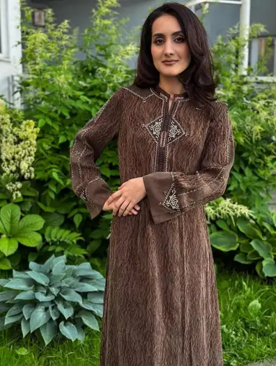 Türkmen fasonlar pombarh fasonlar Fasonlar 2025 fasonlar fason moda modalar Bezen bezen Türkmen fasonlar 2026 Türkmen fasonlar 2025 Türkmen fasonlar 2024 Türkmen fasonlar 2023 turkmenistan türkmenistan turkmen türkmen ashgabat  asgabat aşgabat balkan mary lebap dashoguz dasoguz daşoguz pombarh ponbarhat gulyupek gülýüpek stapel ştapel Gralan Çüýdeşen Abaýa Gadymy Krep Gurultaý 	Keteni Ýüpek Şifon Gipýur Lyon Welwet Atlas Kaşemir Streýç Suzana Ştapel Gülýüpek Pombarh Ýupka Gursakça Aksesuarlar Palto Penjek Okuw eşik Fata Sport eşik Uniforma Nakidka Öýme Şarf kompýuter ýaka ýaglyk Arenda köýnek 2nji el köýnek Taýyn köýnek Matalar Milli lybas milli lybaslar Toý köýnek Toý köýnekler toy koynek toy koynekler gundelik koynekler Gündelik	 
 köýnekler fata koynek Modern taze fason Eskiz koynektm turkmenkoynek türkmenkoynek fason moda moda fasonlar Iş eşik el iş	sada	ýakaly ýakasyz	keşdeli biserli	ýeňli giň nagyşly ýüregi açyk stoýka ýaka ýanly kombinasiýa 	zerli üsti aşak guşakly seçekli gysga ýeňli Gülýüpek Gündelik el iş, ýakaly, ýeňli, giň 26-35 Goňur yaz, tomus, guyz