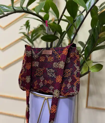 Türkmen fasonlar pombarh fasonlar Fasonlar 2025 fasonlar fason moda modalar Bezen bezen Türkmen fasonlar 2026 Türkmen fasonlar 2025 Türkmen fasonlar 2024 Türkmen fasonlar 2023 turkmenistan türkmenistan turkmen türkmen ashgabat  asgabat aşgabat balkan mary lebap dashoguz dasoguz daşoguz pombarh ponbarhat gulyupek gülýüpek stapel ştapel Gralan Çüýdeşen Abaýa Gadymy Krep Gurultaý 	Keteni Ýüpek Şifon Gipýur Lyon Welwet Atlas Kaşemir Streýç Suzana Ştapel Gülýüpek Pombarh Ýupka Gursakça Aksesuarlar Palto Penjek Okuw eşik Fata Sport eşik Uniforma Nakidka Öýme Şarf kompýuter ýaka ýaglyk Arenda köýnek 2nji el köýnek Taýyn köýnek Matalar Milli lybas milli lybaslar Toý köýnek Toý köýnekler toy koynek toy koynekler gundelik koynekler Gündelik	 
 köýnekler fata koynek Modern taze fason Eskiz koynektm turkmenkoynek türkmenkoynek fason moda moda fasonlar Iş eşik el iş	sada	ýakaly ýakasyz	keşdeli biserli	ýeňli giň nagyşly ýüregi açyk stoýka ýaka ýanly kombinasiýa 	zerli üsti aşak guşakly seçekli gysga ýeňli 