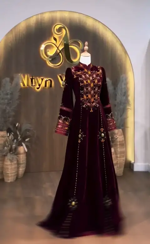 Türkmen fasonlar pombarh fasonlar Fasonlar 2025 fasonlar fason moda modalar Bezen bezen Türkmen fasonlar 2026 Türkmen fasonlar 2025 Türkmen fasonlar 2024 Türkmen fasonlar 2023 turkmenistan türkmenistan turkmen türkmen ashgabat  asgabat aşgabat balkan mary lebap dashoguz dasoguz daşoguz pombarh ponbarhat gulyupek gülýüpek stapel ştapel Gralan Çüýdeşen Abaýa Gadymy Krep Gurultaý 	Keteni Ýüpek Şifon Gipýur Lyon Welwet Atlas Kaşemir Streýç Suzana Ştapel Gülýüpek Pombarh Ýupka Gursakça Aksesuarlar Palto Penjek Okuw eşik Fata Sport eşik Uniforma Nakidka Öýme Şarf kompýuter ýaka ýaglyk Arenda köýnek 2nji el köýnek Taýyn köýnek Matalar Milli lybas milli lybaslar Toý köýnek Toý köýnekler toy koynek toy koynekler gundelik koynekler Gündelik	 
 köýnekler fata koynek Modern taze fason Eskiz koynektm turkmenkoynek türkmenkoynek fason moda moda fasonlar Iş eşik el iş	sada	ýakaly ýakasyz	keşdeli biserli	ýeňli giň nagyşly ýüregi açyk stoýka ýaka ýanly kombinasiýa 	zerli üsti aşak guşakly seçekli gysga ýeňli Panbarhat (Pombarh) Toý köýnek el iş, keşdeli, ýakaly, ýanly, ýeňli, giň, nagyşly, gaş 17-25, 26-35 Goýy-gyzyl yaz, guyz, gysh