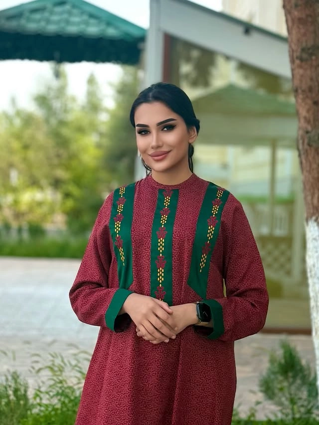 Türkmen fasonlar pombarh fasonlar Fasonlar 2025 fasonlar fason moda modalar Bezen bezen Türkmen fasonlar 2026 Türkmen fasonlar 2025 Türkmen fasonlar 2024 Türkmen fasonlar 2023 turkmenistan türkmenistan turkmen türkmen ashgabat  asgabat aşgabat balkan mary lebap dashoguz dasoguz daşoguz pombarh ponbarhat gulyupek gülýüpek stapel ştapel Gralan Çüýdeşen Abaýa Gadymy Krep Gurultaý 	Keteni Ýüpek Şifon Gipýur Lyon Welwet Atlas Kaşemir Streýç Suzana Ştapel Gülýüpek Pombarh Ýupka Gursakça Aksesuarlar Palto Penjek Okuw eşik Fata Sport eşik Uniforma Nakidka Öýme Şarf kompýuter ýaka ýaglyk Arenda köýnek 2nji el köýnek Taýyn köýnek Matalar Milli lybas milli lybaslar Toý köýnek Toý köýnekler toy koynek toy koynekler gundelik koynekler Gündelik	 
 köýnekler fata koynek Modern taze fason Eskiz koynektm turkmenkoynek türkmenkoynek fason moda moda fasonlar Iş eşik el iş	sada	ýakaly ýakasyz	keşdeli biserli	ýeňli giň nagyşly ýüregi açyk stoýka ýaka ýanly kombinasiýa 	zerli üsti aşak guşakly seçekli gysga ýeňli 