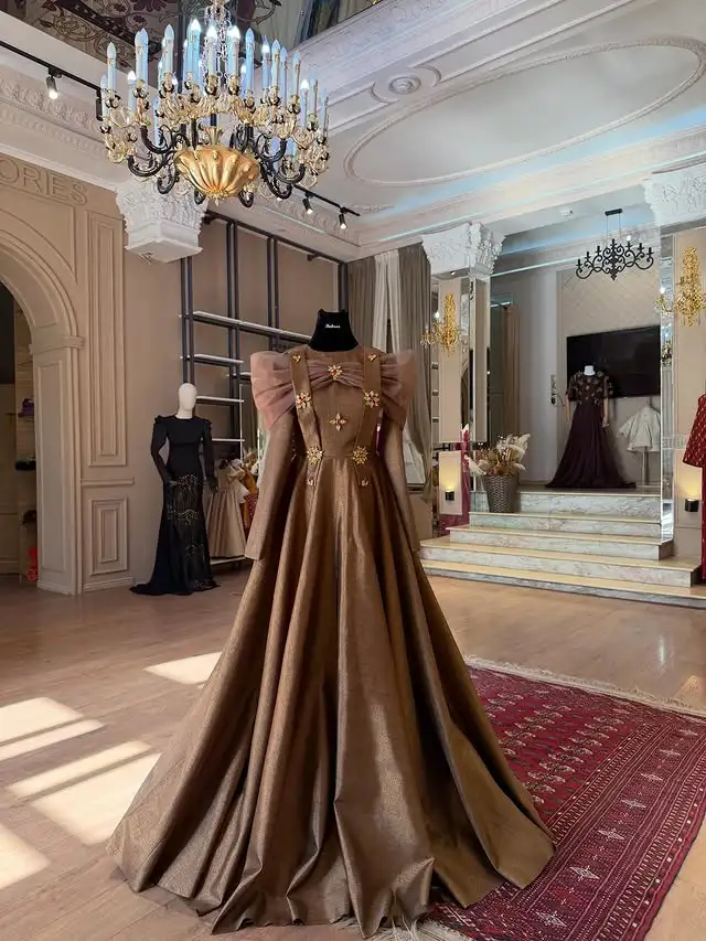 Türkmen fasonlar pombarh fasonlar Fasonlar 2025 fasonlar fason moda modalar Bezen bezen Türkmen fasonlar 2026 Türkmen fasonlar 2025 Türkmen fasonlar 2024 Türkmen fasonlar 2023 turkmenistan türkmenistan turkmen türkmen ashgabat  asgabat aşgabat balkan mary lebap dashoguz dasoguz daşoguz pombarh ponbarhat gulyupek gülýüpek stapel ştapel Gralan Çüýdeşen Abaýa Gadymy Krep Gurultaý 	Keteni Ýüpek Şifon Gipýur Lyon Welwet Atlas Kaşemir Streýç Suzana Ştapel Gülýüpek Pombarh Ýupka Gursakça Aksesuarlar Palto Penjek Okuw eşik Fata Sport eşik Uniforma Nakidka Öýme Şarf kompýuter ýaka ýaglyk Arenda köýnek 2nji el köýnek Taýyn köýnek Matalar Milli lybas milli lybaslar Toý köýnek Toý köýnekler toy koynek toy koynekler gundelik koynekler Gündelik	 
 köýnekler fata koynek Modern taze fason Eskiz koynektm turkmenkoynek türkmenkoynek fason moda moda fasonlar Iş eşik el iş	sada	ýakaly ýakasyz	keşdeli biserli	ýeňli giň nagyşly ýüregi açyk stoýka ýaka ýanly kombinasiýa 	zerli üsti aşak guşakly seçekli gysga ýeňli 