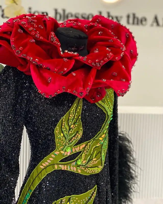 Türkmen fasonlar pombarh fasonlar Fasonlar 2025 fasonlar fason moda modalar Bezen bezen Türkmen fasonlar 2026 Türkmen fasonlar 2025 Türkmen fasonlar 2024 Türkmen fasonlar 2023 turkmenistan türkmenistan turkmen türkmen ashgabat  asgabat aşgabat balkan mary lebap dashoguz dasoguz daşoguz pombarh ponbarhat gulyupek gülýüpek stapel ştapel Gralan Çüýdeşen Abaýa Gadymy Krep Gurultaý 	Keteni Ýüpek Şifon Gipýur Lyon Welwet Atlas Kaşemir Streýç Suzana Ştapel Gülýüpek Pombarh Ýupka Gursakça Aksesuarlar Palto Penjek Okuw eşik Fata Sport eşik Uniforma Nakidka Öýme Şarf kompýuter ýaka ýaglyk Arenda köýnek 2nji el köýnek Taýyn köýnek Matalar Milli lybas milli lybaslar Toý köýnek Toý köýnekler toy koynek toy koynekler gundelik koynekler Gündelik	 
 köýnekler fata koynek Modern taze fason Eskiz koynektm turkmenkoynek türkmenkoynek fason moda moda fasonlar Iş eşik el iş	sada	ýakaly ýakasyz	keşdeli biserli	ýeňli giň nagyşly ýüregi açyk stoýka ýaka ýanly kombinasiýa 	zerli üsti aşak guşakly seçekli gysga ýeňli Modern el iş, ýakasyz, biserli, ýeňli, giň, kombinasiýa 26-35 Gara