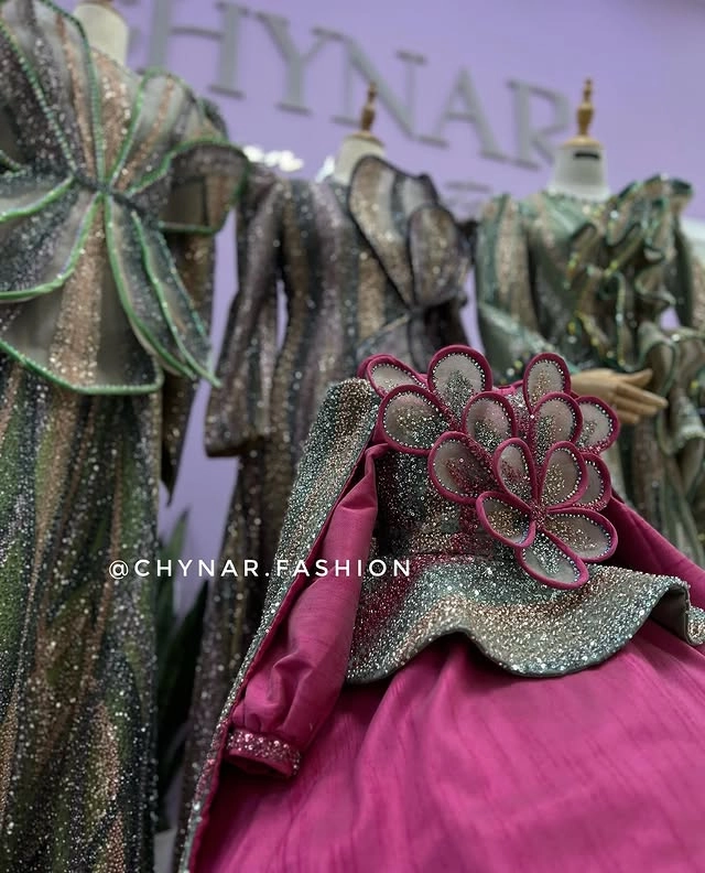 Türkmen fasonlar pombarh fasonlar Fasonlar 2025 fasonlar fason moda modalar Bezen bezen Türkmen fasonlar 2026 Türkmen fasonlar 2025 Türkmen fasonlar 2024 Türkmen fasonlar 2023 turkmenistan türkmenistan turkmen türkmen ashgabat  asgabat aşgabat balkan mary lebap dashoguz dasoguz daşoguz pombarh ponbarhat gulyupek gülýüpek stapel ştapel Gralan Çüýdeşen Abaýa Gadymy Krep Gurultaý 	Keteni Ýüpek Şifon Gipýur Lyon Welwet Atlas Kaşemir Streýç Suzana Ştapel Gülýüpek Pombarh Ýupka Gursakça Aksesuarlar Palto Penjek Okuw eşik Fata Sport eşik Uniforma Nakidka Öýme Şarf kompýuter ýaka ýaglyk Arenda köýnek 2nji el köýnek Taýyn köýnek Matalar Milli lybas milli lybaslar Toý köýnek Toý köýnekler toy koynek toy koynekler gundelik koynekler Gündelik	 
 köýnekler fata koynek Modern taze fason Eskiz koynektm turkmenkoynek türkmenkoynek fason moda moda fasonlar Iş eşik el iş	sada	ýakaly ýakasyz	keşdeli biserli	ýeňli giň nagyşly ýüregi açyk stoýka ýaka ýanly kombinasiýa 	zerli üsti aşak guşakly seçekli gysga ýeňli Şifon, Gipýur Toý köýnek el iş, ýakasyz, ýeňli, giň -12, 17-25, 26-35  yaz, tomus, guyz