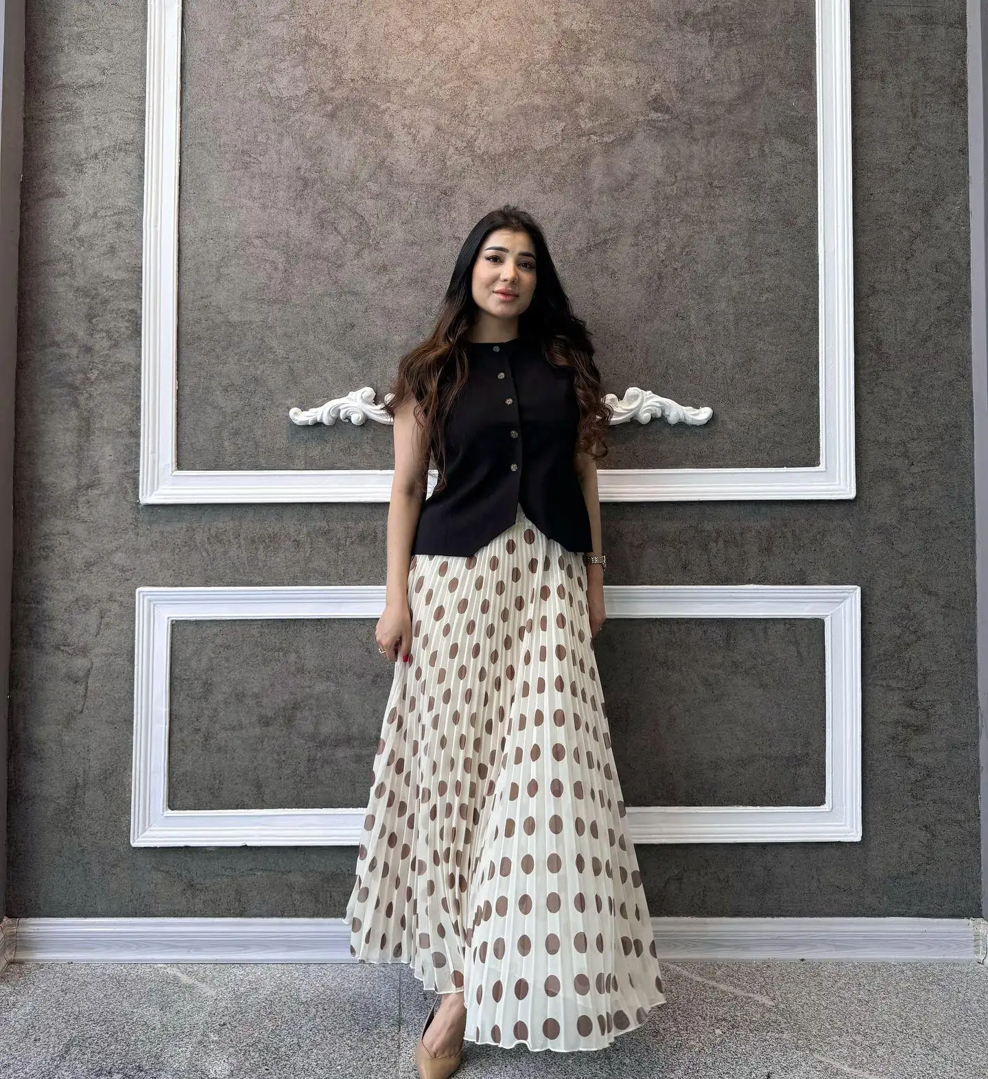 Türkmen fasonlar pombarh fasonlar Fasonlar 2025 fasonlar fason moda modalar Bezen bezen Türkmen fasonlar 2026 Türkmen fasonlar 2025 Türkmen fasonlar 2024 Türkmen fasonlar 2023 turkmenistan türkmenistan turkmen türkmen ashgabat  asgabat aşgabat balkan mary lebap dashoguz dasoguz daşoguz pombarh ponbarhat gulyupek gülýüpek stapel ştapel Gralan Çüýdeşen Abaýa Gadymy Krep Gurultaý 	Keteni Ýüpek Şifon Gipýur Lyon Welwet Atlas Kaşemir Streýç Suzana Ştapel Gülýüpek Pombarh Ýupka Gursakça Aksesuarlar Palto Penjek Okuw eşik Fata Sport eşik Uniforma Nakidka Öýme Şarf kompýuter ýaka ýaglyk Arenda köýnek 2nji el köýnek Taýyn köýnek Matalar Milli lybas milli lybaslar Toý köýnek Toý köýnekler toy koynek toy koynekler gundelik koynekler Gündelik	 
 köýnekler fata koynek Modern taze fason Eskiz koynektm turkmenkoynek türkmenkoynek fason moda moda fasonlar Iş eşik el iş	sada	ýakaly ýakasyz	keşdeli biserli	ýeňli giň nagyşly ýüregi açyk stoýka ýaka ýanly kombinasiýa 	zerli üsti aşak guşakly seçekli gysga ýeňli Şifon    Gara, Bežewyý