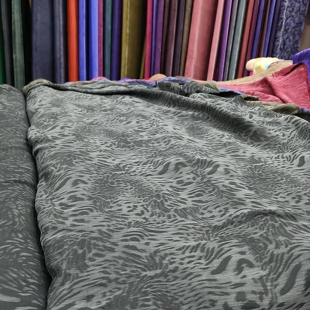 Türkmen fasonlar pombarh fasonlar Fasonlar 2025 fasonlar fason moda modalar Bezen bezen Türkmen fasonlar 2026 Türkmen fasonlar 2025 Türkmen fasonlar 2024 Türkmen fasonlar 2023 turkmenistan türkmenistan turkmen türkmen ashgabat  asgabat aşgabat balkan mary lebap dashoguz dasoguz daşoguz pombarh ponbarhat gulyupek gülýüpek stapel ştapel Gralan Çüýdeşen Abaýa Gadymy Krep Gurultaý 	Keteni Ýüpek Şifon Gipýur Lyon Welwet Atlas Kaşemir Streýç Suzana Ştapel Gülýüpek Pombarh Ýupka Gursakça Aksesuarlar Palto Penjek Okuw eşik Fata Sport eşik Uniforma Nakidka Öýme Şarf kompýuter ýaka ýaglyk Arenda köýnek 2nji el köýnek Taýyn köýnek Matalar Milli lybas milli lybaslar Toý köýnek Toý köýnekler toy koynek toy koynekler gundelik koynekler Gündelik	 
 köýnekler fata koynek Modern taze fason Eskiz koynektm turkmenkoynek türkmenkoynek fason moda moda fasonlar Iş eşik el iş	sada	ýakaly ýakasyz	keşdeli biserli	ýeňli giň nagyşly ýüregi açyk stoýka ýaka ýanly kombinasiýa 	zerli üsti aşak guşakly seçekli gysga ýeňli Gülýüpek Toý köýnek, Milli lybas, Modern, Gündelik, Iş eşik  12-16, 17-25, 26-35, 35+ Haki, Goýy-gyzyl, Wizon, Gyzyl, Goýy-gök, Goýy-ýaşyl, Altyn yaz, tomus, guyz Matalar