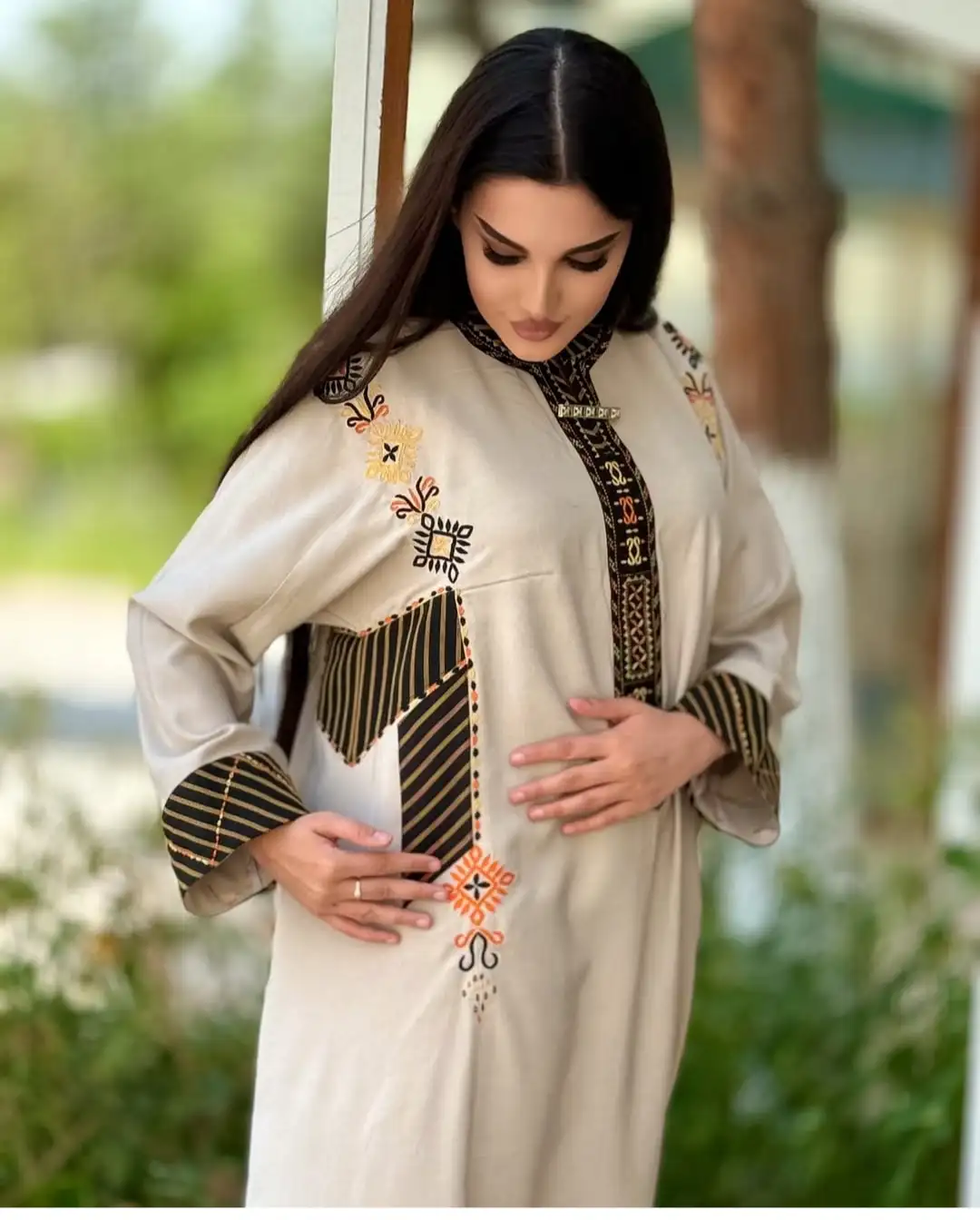 Türkmen fasonlar pombarh fasonlar Fasonlar 2025 fasonlar fason moda modalar Bezen bezen Türkmen fasonlar 2026 Türkmen fasonlar 2025 Türkmen fasonlar 2024 Türkmen fasonlar 2023 turkmenistan türkmenistan turkmen türkmen ashgabat  asgabat aşgabat balkan mary lebap dashoguz dasoguz daşoguz pombarh ponbarhat gulyupek gülýüpek stapel ştapel Gralan Çüýdeşen Abaýa Gadymy Krep Gurultaý 	Keteni Ýüpek Şifon Gipýur Lyon Welwet Atlas Kaşemir Streýç Suzana Ştapel Gülýüpek Pombarh Ýupka Gursakça Aksesuarlar Palto Penjek Okuw eşik Fata Sport eşik Uniforma Nakidka Öýme Şarf kompýuter ýaka ýaglyk Arenda köýnek 2nji el köýnek Taýyn köýnek Matalar Milli lybas milli lybaslar Toý köýnek Toý köýnekler toy koynek toy koynekler gundelik koynekler Gündelik	 
 köýnekler fata koynek Modern taze fason Eskiz koynektm turkmenkoynek türkmenkoynek fason moda moda fasonlar Iş eşik el iş	sada	ýakaly ýakasyz	keşdeli biserli	ýeňli giň nagyşly ýüregi açyk stoýka ýaka ýanly kombinasiýa 	zerli üsti aşak guşakly seçekli gysga ýeňli Gülýüpek Milli lybas el iş, keşdeli, ýakaly, ýeňli, giň 17-25, 26-35 Kümüş yaz, tomus, guyz Taýyn köýnek