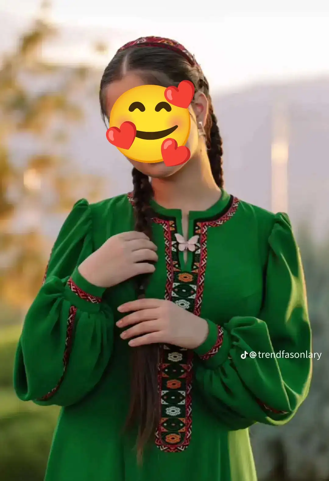 Türkmen fasonlar pombarh fasonlar Fasonlar 2025 fasonlar fason moda modalar Bezen bezen Türkmen fasonlar 2026 Türkmen fasonlar 2025 Türkmen fasonlar 2024 Türkmen fasonlar 2023 turkmenistan türkmenistan turkmen türkmen ashgabat  asgabat aşgabat balkan mary lebap dashoguz dasoguz daşoguz pombarh ponbarhat gulyupek gülýüpek stapel ştapel Gralan Çüýdeşen Abaýa Gadymy Krep Gurultaý 	Keteni Ýüpek Şifon Gipýur Lyon Welwet Atlas Kaşemir Streýç Suzana Ştapel Gülýüpek Pombarh Ýupka Gursakça Aksesuarlar Palto Penjek Okuw eşik Fata Sport eşik Uniforma Nakidka Öýme Şarf kompýuter ýaka ýaglyk Arenda köýnek 2nji el köýnek Taýyn köýnek Matalar Milli lybas milli lybaslar Toý köýnek Toý köýnekler toy koynek toy koynekler gundelik koynekler Gündelik	 
 köýnekler fata koynek Modern taze fason Eskiz koynektm turkmenkoynek türkmenkoynek fason moda moda fasonlar Iş eşik el iş	sada	ýakaly ýakasyz	keşdeli biserli	ýeňli giň nagyşly ýüregi açyk stoýka ýaka ýanly kombinasiýa 	zerli üsti aşak guşakly seçekli gysga ýeňli 