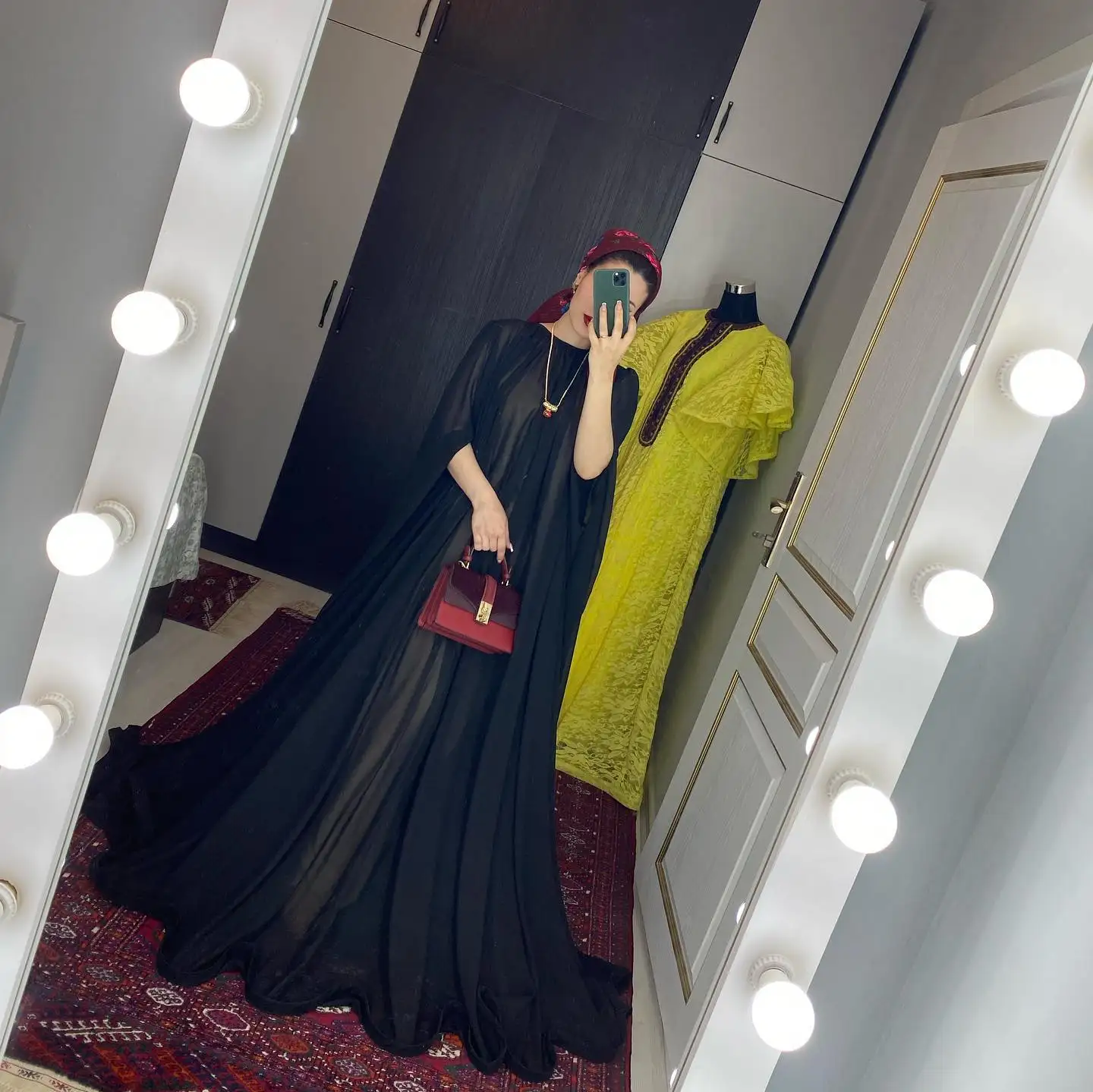 Türkmen fasonlar pombarh fasonlar Fasonlar 2025 fasonlar fason moda modalar Bezen bezen Türkmen fasonlar 2026 Türkmen fasonlar 2025 Türkmen fasonlar 2024 Türkmen fasonlar 2023 turkmenistan türkmenistan turkmen türkmen ashgabat  asgabat aşgabat balkan mary lebap dashoguz dasoguz daşoguz pombarh ponbarhat gulyupek gülýüpek stapel ştapel Gralan Çüýdeşen Abaýa Gadymy Krep Gurultaý 	Keteni Ýüpek Şifon Gipýur Lyon Welwet Atlas Kaşemir Streýç Suzana Ştapel Gülýüpek Pombarh Ýupka Gursakça Aksesuarlar Palto Penjek Okuw eşik Fata Sport eşik Uniforma Nakidka Öýme Şarf kompýuter ýaka ýaglyk Arenda köýnek 2nji el köýnek Taýyn köýnek Matalar Milli lybas milli lybaslar Toý köýnek Toý köýnekler toy koynek toy koynekler gundelik koynekler Gündelik	 
 köýnekler fata koynek Modern taze fason Eskiz koynektm turkmenkoynek türkmenkoynek fason moda moda fasonlar Iş eşik el iş	sada	ýakaly ýakasyz	keşdeli biserli	ýeňli giň nagyşly ýüregi açyk stoýka ýaka ýanly kombinasiýa 	zerli üsti aşak guşakly seçekli gysga ýeňli Şifon Toý köýnek, Modern sada, ýakasyz  Gara, Gülgüne