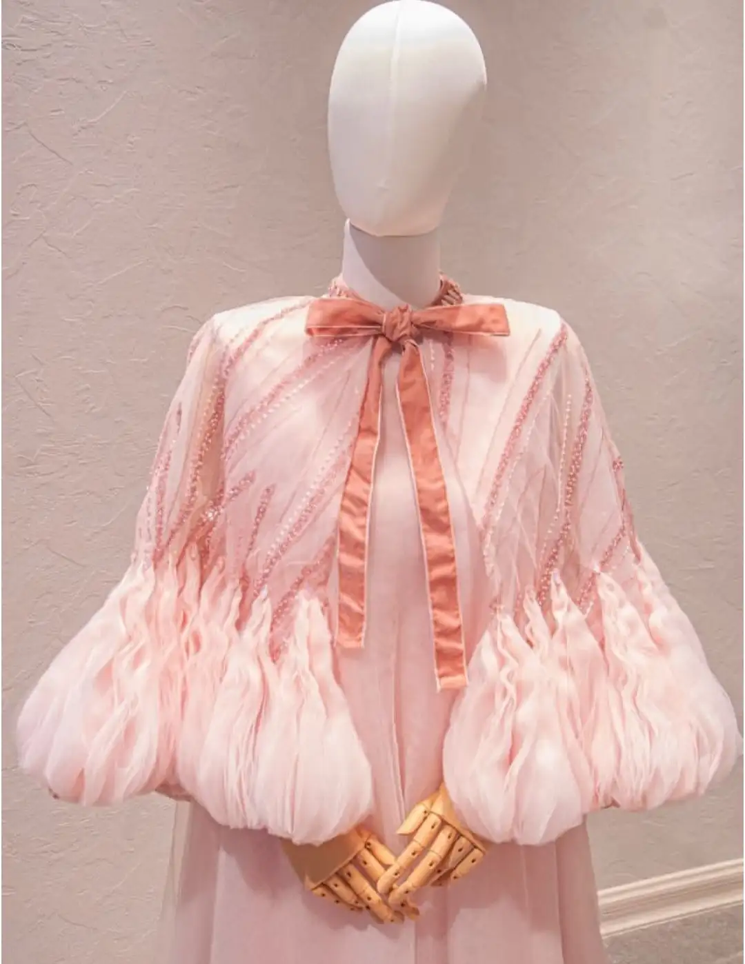 Türkmen fasonlar pombarh fasonlar Fasonlar 2025 fasonlar fason moda modalar Bezen bezen Türkmen fasonlar 2026 Türkmen fasonlar 2025 Türkmen fasonlar 2024 Türkmen fasonlar 2023 turkmenistan türkmenistan turkmen türkmen ashgabat  asgabat aşgabat balkan mary lebap dashoguz dasoguz daşoguz pombarh ponbarhat gulyupek gülýüpek stapel ştapel Gralan Çüýdeşen Abaýa Gadymy Krep Gurultaý 	Keteni Ýüpek Şifon Gipýur Lyon Welwet Atlas Kaşemir Streýç Suzana Ştapel Gülýüpek Pombarh Ýupka Gursakça Aksesuarlar Palto Penjek Okuw eşik Fata Sport eşik Uniforma Nakidka Öýme Şarf kompýuter ýaka ýaglyk Arenda köýnek 2nji el köýnek Taýyn köýnek Matalar Milli lybas milli lybaslar Toý köýnek Toý köýnekler toy koynek toy koynekler gundelik koynekler Gündelik	 
 köýnekler fata koynek Modern taze fason Eskiz koynektm turkmenkoynek türkmenkoynek fason moda moda fasonlar Iş eşik el iş	sada	ýakaly ýakasyz	keşdeli biserli	ýeňli giň nagyşly ýüregi açyk stoýka ýaka ýanly kombinasiýa 	zerli üsti aşak guşakly seçekli gysga ýeňli Toý köýnek, Modern el iş, ýakasyz, giň 12-16 Gülgüne, Pudra yaz, tomus, guyz