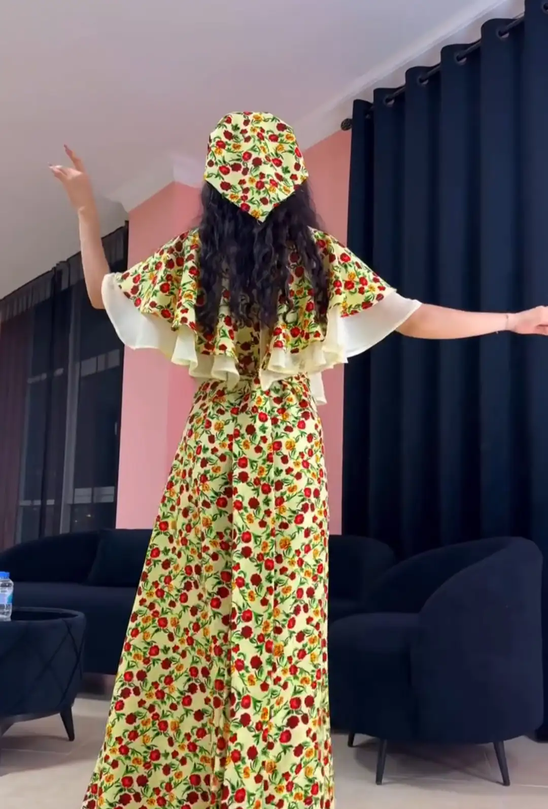 Türkmen fasonlar pombarh fasonlar Fasonlar 2025 fasonlar fason moda modalar Bezen bezen Türkmen fasonlar 2026 Türkmen fasonlar 2025 Türkmen fasonlar 2024 Türkmen fasonlar 2023 turkmenistan türkmenistan turkmen türkmen ashgabat  asgabat aşgabat balkan mary lebap dashoguz dasoguz daşoguz pombarh ponbarhat gulyupek gülýüpek stapel ştapel Gralan Çüýdeşen Abaýa Gadymy Krep Gurultaý 	Keteni Ýüpek Şifon Gipýur Lyon Welwet Atlas Kaşemir Streýç Suzana Ştapel Gülýüpek Pombarh Ýupka Gursakça Aksesuarlar Palto Penjek Okuw eşik Fata Sport eşik Uniforma Nakidka Öýme Şarf kompýuter ýaka ýaglyk Arenda köýnek 2nji el köýnek Taýyn köýnek Matalar Milli lybas milli lybaslar Toý köýnek Toý köýnekler toy koynek toy koynekler gundelik koynekler Gündelik	 
 köýnekler fata koynek Modern taze fason Eskiz koynektm turkmenkoynek türkmenkoynek fason moda moda fasonlar Iş eşik el iş	sada	ýakaly ýakasyz	keşdeli biserli	ýeňli giň nagyşly ýüregi açyk stoýka ýaka ýanly kombinasiýa 	zerli üsti aşak guşakly seçekli gysga ýeňli Lyon Gündelik el iş, sada, ýakasyz, gysga ýeňli, giň 17-25, 26-35, 35+ Sary tomus Taýyn köýnek