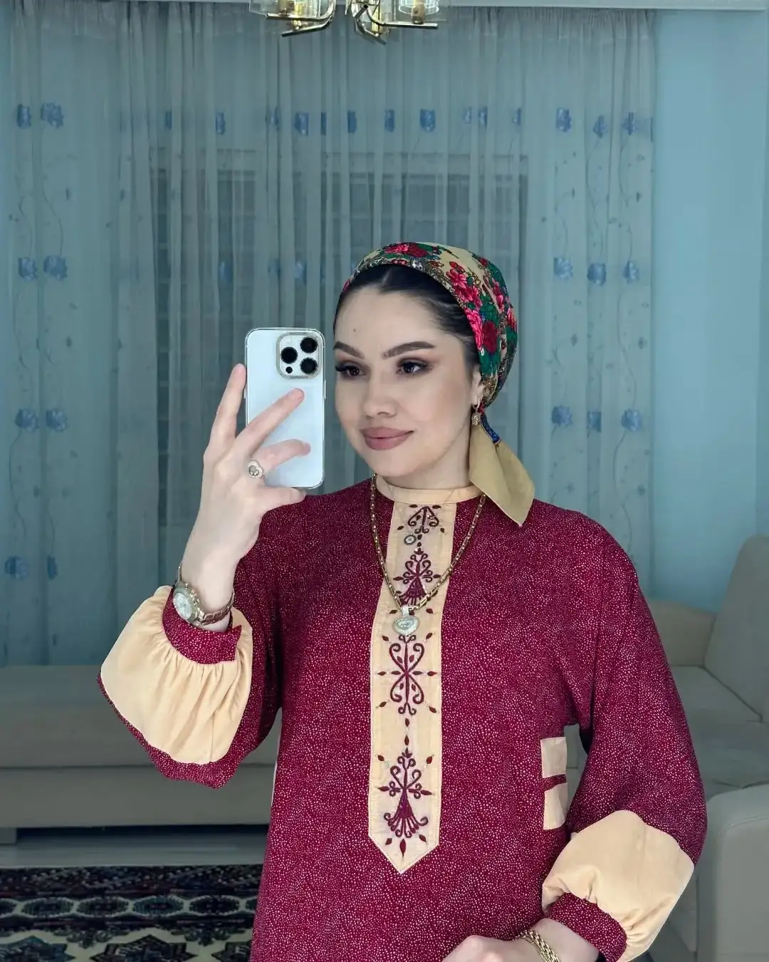 Türkmen fasonlar pombarh fasonlar Fasonlar 2025 fasonlar fason moda modalar Bezen bezen Türkmen fasonlar 2026 Türkmen fasonlar 2025 Türkmen fasonlar 2024 Türkmen fasonlar 2023 turkmenistan türkmenistan turkmen türkmen ashgabat  asgabat aşgabat balkan mary lebap dashoguz dasoguz daşoguz pombarh ponbarhat gulyupek gülýüpek stapel ştapel Gralan Çüýdeşen Abaýa Gadymy Krep Gurultaý 	Keteni Ýüpek Şifon Gipýur Lyon Welwet Atlas Kaşemir Streýç Suzana Ştapel Gülýüpek Pombarh Ýupka Gursakça Aksesuarlar Palto Penjek Okuw eşik Fata Sport eşik Uniforma Nakidka Öýme Şarf kompýuter ýaka ýaglyk Arenda köýnek 2nji el köýnek Taýyn köýnek Matalar Milli lybas milli lybaslar Toý köýnek Toý köýnekler toy koynek toy koynekler gundelik koynekler Gündelik	 
 köýnekler fata koynek Modern taze fason Eskiz koynektm turkmenkoynek türkmenkoynek fason moda moda fasonlar Iş eşik el iş	sada	ýakaly ýakasyz	keşdeli biserli	ýeňli giň nagyşly ýüregi açyk stoýka ýaka ýanly kombinasiýa 	zerli üsti aşak guşakly seçekli gysga ýeňli Ştapel Gündelik sada, ýakaly  Gülgüne