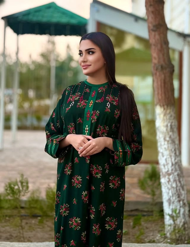 Türkmen fasonlar pombarh fasonlar Fasonlar 2025 fasonlar fason moda modalar Bezen bezen Türkmen fasonlar 2026 Türkmen fasonlar 2025 Türkmen fasonlar 2024 Türkmen fasonlar 2023 turkmenistan türkmenistan turkmen türkmen ashgabat  asgabat aşgabat balkan mary lebap dashoguz dasoguz daşoguz pombarh ponbarhat gulyupek gülýüpek stapel ştapel Gralan Çüýdeşen Abaýa Gadymy Krep Gurultaý 	Keteni Ýüpek Şifon Gipýur Lyon Welwet Atlas Kaşemir Streýç Suzana Ştapel Gülýüpek Pombarh Ýupka Gursakça Aksesuarlar Palto Penjek Okuw eşik Fata Sport eşik Uniforma Nakidka Öýme Şarf kompýuter ýaka ýaglyk Arenda köýnek 2nji el köýnek Taýyn köýnek Matalar Milli lybas milli lybaslar Toý köýnek Toý köýnekler toy koynek toy koynekler gundelik koynekler Gündelik	 
 köýnekler fata koynek Modern taze fason Eskiz koynektm turkmenkoynek türkmenkoynek fason moda moda fasonlar Iş eşik el iş	sada	ýakaly ýakasyz	keşdeli biserli	ýeňli giň nagyşly ýüregi açyk stoýka ýaka ýanly kombinasiýa 	zerli üsti aşak guşakly seçekli gysga ýeňli 