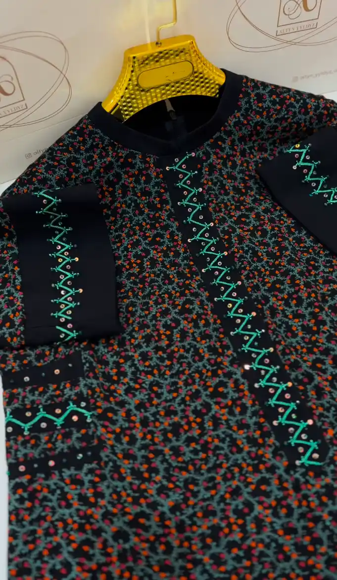 Türkmen fasonlar pombarh fasonlar Fasonlar 2025 fasonlar fason moda modalar Bezen bezen Türkmen fasonlar 2026 Türkmen fasonlar 2025 Türkmen fasonlar 2024 Türkmen fasonlar 2023 turkmenistan türkmenistan turkmen türkmen ashgabat  asgabat aşgabat balkan mary lebap dashoguz dasoguz daşoguz pombarh ponbarhat gulyupek gülýüpek stapel ştapel Gralan Çüýdeşen Abaýa Gadymy Krep Gurultaý 	Keteni Ýüpek Şifon Gipýur Lyon Welwet Atlas Kaşemir Streýç Suzana Ştapel Gülýüpek Pombarh Ýupka Gursakça Aksesuarlar Palto Penjek Okuw eşik Fata Sport eşik Uniforma Nakidka Öýme Şarf kompýuter ýaka ýaglyk Arenda köýnek 2nji el köýnek Taýyn köýnek Matalar Milli lybas milli lybaslar Toý köýnek Toý köýnekler toy koynek toy koynekler gundelik koynekler Gündelik	 
 köýnekler fata koynek Modern taze fason Eskiz koynektm turkmenkoynek türkmenkoynek fason moda moda fasonlar Iş eşik el iş	sada	ýakaly ýakasyz	keşdeli biserli	ýeňli giň nagyşly ýüregi açyk stoýka ýaka ýanly kombinasiýa 	zerli üsti aşak guşakly seçekli gysga ýeňli Ştapel Gündelik el iş, sada, ýanly  Pudra