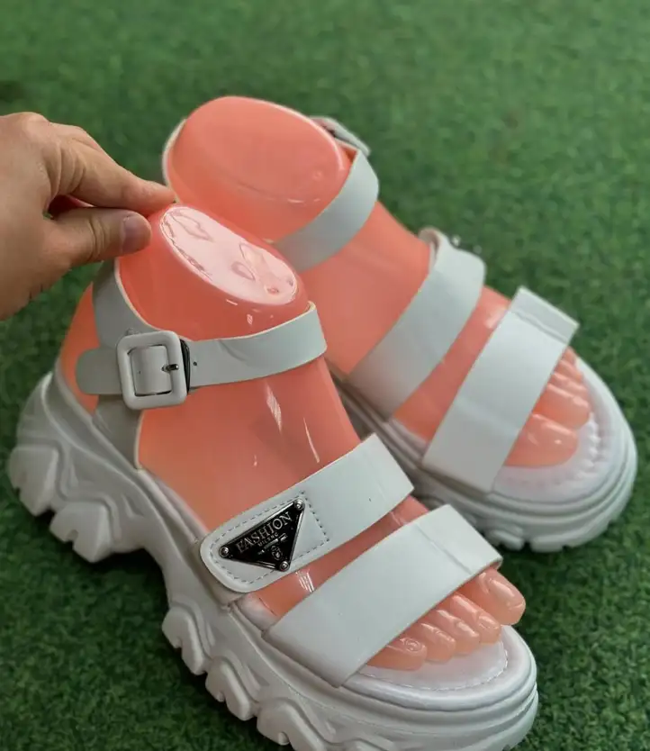 Türkmen fasonlar pombarh fasonlar Fasonlar 2025 fasonlar fason moda modalar Bezen bezen Türkmen fasonlar 2026 Türkmen fasonlar 2025 Türkmen fasonlar 2024 Türkmen fasonlar 2023 turkmenistan türkmenistan turkmen türkmen ashgabat  asgabat aşgabat balkan mary lebap dashoguz dasoguz daşoguz pombarh ponbarhat gulyupek gülýüpek stapel ştapel Gralan Çüýdeşen Abaýa Gadymy Krep Gurultaý 	Keteni Ýüpek Şifon Gipýur Lyon Welwet Atlas Kaşemir Streýç Suzana Ştapel Gülýüpek Pombarh Ýupka Gursakça Aksesuarlar Palto Penjek Okuw eşik Fata Sport eşik Uniforma Nakidka Öýme Şarf kompýuter ýaka ýaglyk Arenda köýnek 2nji el köýnek Taýyn köýnek Matalar Milli lybas milli lybaslar Toý köýnek Toý köýnekler toy koynek toy koynekler gundelik koynekler Gündelik	 
 köýnekler fata koynek Modern taze fason Eskiz koynektm turkmenkoynek türkmenkoynek fason moda moda fasonlar Iş eşik el iş	sada	ýakaly ýakasyz	keşdeli biserli	ýeňli giň nagyşly ýüregi açyk stoýka ýaka ýanly kombinasiýa 	zerli üsti aşak guşakly seçekli gysga ýeňli Gara, Ak, Goýy-ýaşyl, Kümüş yaz, tomus, guyz Aýakgap