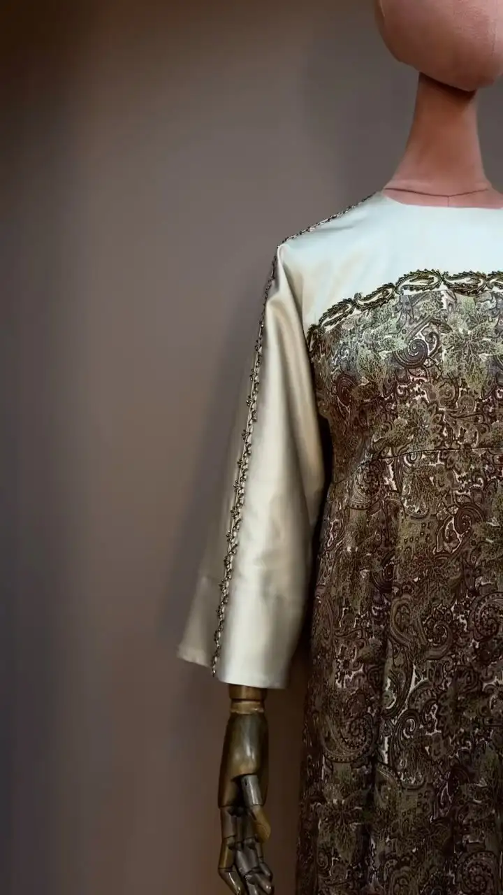 Türkmen fasonlar pombarh fasonlar Fasonlar 2025 fasonlar fason moda modalar Bezen bezen Türkmen fasonlar 2026 Türkmen fasonlar 2025 Türkmen fasonlar 2024 Türkmen fasonlar 2023 turkmenistan türkmenistan turkmen türkmen ashgabat  asgabat aşgabat balkan mary lebap dashoguz dasoguz daşoguz pombarh ponbarhat gulyupek gülýüpek stapel ştapel Gralan Çüýdeşen Abaýa Gadymy Krep Gurultaý 	Keteni Ýüpek Şifon Gipýur Lyon Welwet Atlas Kaşemir Streýç Suzana Ştapel Gülýüpek Pombarh Ýupka Gursakça Aksesuarlar Palto Penjek Okuw eşik Fata Sport eşik Uniforma Nakidka Öýme Şarf kompýuter ýaka ýaglyk Arenda köýnek 2nji el köýnek Taýyn köýnek Matalar Milli lybas milli lybaslar Toý köýnek Toý köýnekler toy koynek toy koynekler gundelik koynekler Gündelik	 
 köýnekler fata koynek Modern taze fason Eskiz koynektm turkmenkoynek türkmenkoynek fason moda moda fasonlar Iş eşik el iş	sada	ýakaly ýakasyz	keşdeli biserli	ýeňli giň nagyşly ýüregi açyk stoýka ýaka ýanly kombinasiýa 	zerli üsti aşak guşakly seçekli gysga ýeňli Toý köýnek el iş