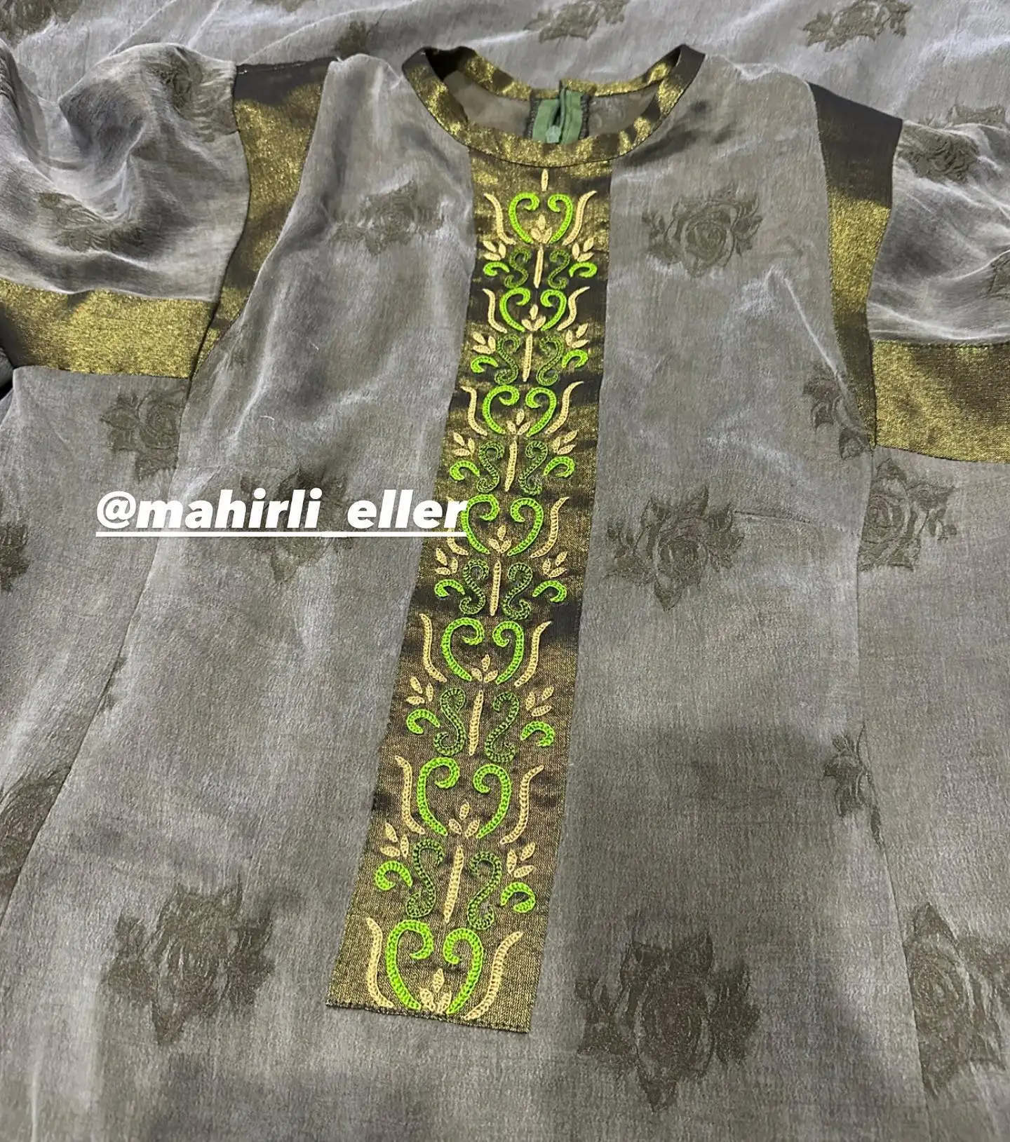 Türkmen fasonlar pombarh fasonlar Fasonlar 2025 fasonlar fason moda modalar Bezen bezen Türkmen fasonlar 2026 Türkmen fasonlar 2025 Türkmen fasonlar 2024 Türkmen fasonlar 2023 turkmenistan türkmenistan turkmen türkmen ashgabat  asgabat aşgabat balkan mary lebap dashoguz dasoguz daşoguz pombarh ponbarhat gulyupek gülýüpek stapel ştapel Gralan Çüýdeşen Abaýa Gadymy Krep Gurultaý 	Keteni Ýüpek Şifon Gipýur Lyon Welwet Atlas Kaşemir Streýç Suzana Ştapel Gülýüpek Pombarh Ýupka Gursakça Aksesuarlar Palto Penjek Okuw eşik Fata Sport eşik Uniforma Nakidka Öýme Şarf kompýuter ýaka ýaglyk Arenda köýnek 2nji el köýnek Taýyn köýnek Matalar Milli lybas milli lybaslar Toý köýnek Toý köýnekler toy koynek toy koynekler gundelik koynekler Gündelik	 
 köýnekler fata koynek Modern taze fason Eskiz koynektm turkmenkoynek türkmenkoynek fason moda moda fasonlar Iş eşik el iş	sada	ýakaly ýakasyz	keşdeli biserli	ýeňli giň nagyşly ýüregi açyk stoýka ýaka ýanly kombinasiýa 	zerli üsti aşak guşakly seçekli gysga ýeňli ýakaly