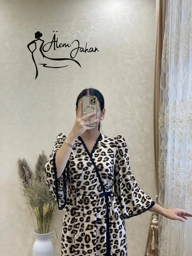 Türkmen fasonlar pombarh fasonlar Fasonlar 2025 fasonlar fason moda modalar Bezen bezen Türkmen fasonlar 2026 Türkmen fasonlar 2025 Türkmen fasonlar 2024 Türkmen fasonlar 2023 turkmenistan türkmenistan turkmen türkmen ashgabat  asgabat aşgabat balkan mary lebap dashoguz dasoguz daşoguz pombarh ponbarhat gulyupek gülýüpek stapel ştapel Gralan Çüýdeşen Abaýa Gadymy Krep Gurultaý 	Keteni Ýüpek Şifon Gipýur Lyon Welwet Atlas Kaşemir Streýç Suzana Ştapel Gülýüpek Pombarh Ýupka Gursakça Aksesuarlar Palto Penjek Okuw eşik Fata Sport eşik Uniforma Nakidka Öýme Şarf kompýuter ýaka ýaglyk Arenda köýnek 2nji el köýnek Taýyn köýnek Matalar Milli lybas milli lybaslar Toý köýnek Toý köýnekler toy koynek toy koynekler gundelik koynekler Gündelik	 
 köýnekler fata koynek Modern taze fason Eskiz koynektm turkmenkoynek türkmenkoynek fason moda moda fasonlar Iş eşik el iş	sada	ýakaly ýakasyz	keşdeli biserli	ýeňli giň nagyşly ýüregi açyk stoýka ýaka ýanly kombinasiýa 	zerli üsti aşak guşakly seçekli gysga ýeňli Ştapel Gündelik ýakasyz, gysga ýeňli, giň 17-25, 26-35  yaz, tomus, guyz