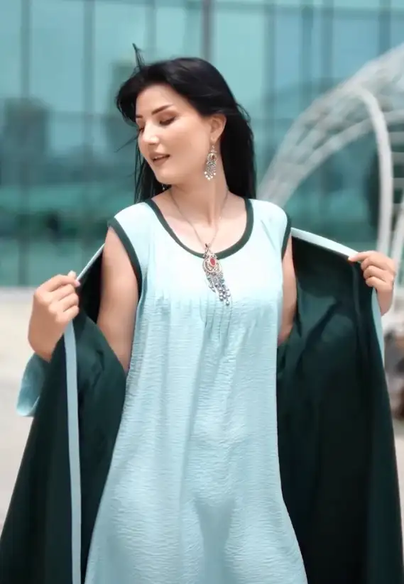 Türkmen fasonlar pombarh fasonlar Fasonlar 2025 fasonlar fason moda modalar Bezen bezen Türkmen fasonlar 2026 Türkmen fasonlar 2025 Türkmen fasonlar 2024 Türkmen fasonlar 2023 turkmenistan türkmenistan turkmen türkmen ashgabat  asgabat aşgabat balkan mary lebap dashoguz dasoguz daşoguz pombarh ponbarhat gulyupek gülýüpek stapel ştapel Gralan Çüýdeşen Abaýa Gadymy Krep Gurultaý 	Keteni Ýüpek Şifon Gipýur Lyon Welwet Atlas Kaşemir Streýç Suzana Ştapel Gülýüpek Pombarh Ýupka Gursakça Aksesuarlar Palto Penjek Okuw eşik Fata Sport eşik Uniforma Nakidka Öýme Şarf kompýuter ýaka ýaglyk Arenda köýnek 2nji el köýnek Taýyn köýnek Matalar Milli lybas milli lybaslar Toý köýnek Toý köýnekler toy koynek toy koynekler gundelik koynekler Gündelik	 
 köýnekler fata koynek Modern taze fason Eskiz koynektm turkmenkoynek türkmenkoynek fason moda moda fasonlar Iş eşik el iş	sada	ýakaly ýakasyz	keşdeli biserli	ýeňli giň nagyşly ýüregi açyk stoýka ýaka ýanly kombinasiýa 	zerli üsti aşak guşakly seçekli gysga ýeňli Abaýa Modern ýakasyz, gysga ýeňli, giň 17-25, 26-35 Gök, Goýy-ýaşyl yaz, tomus, guyz