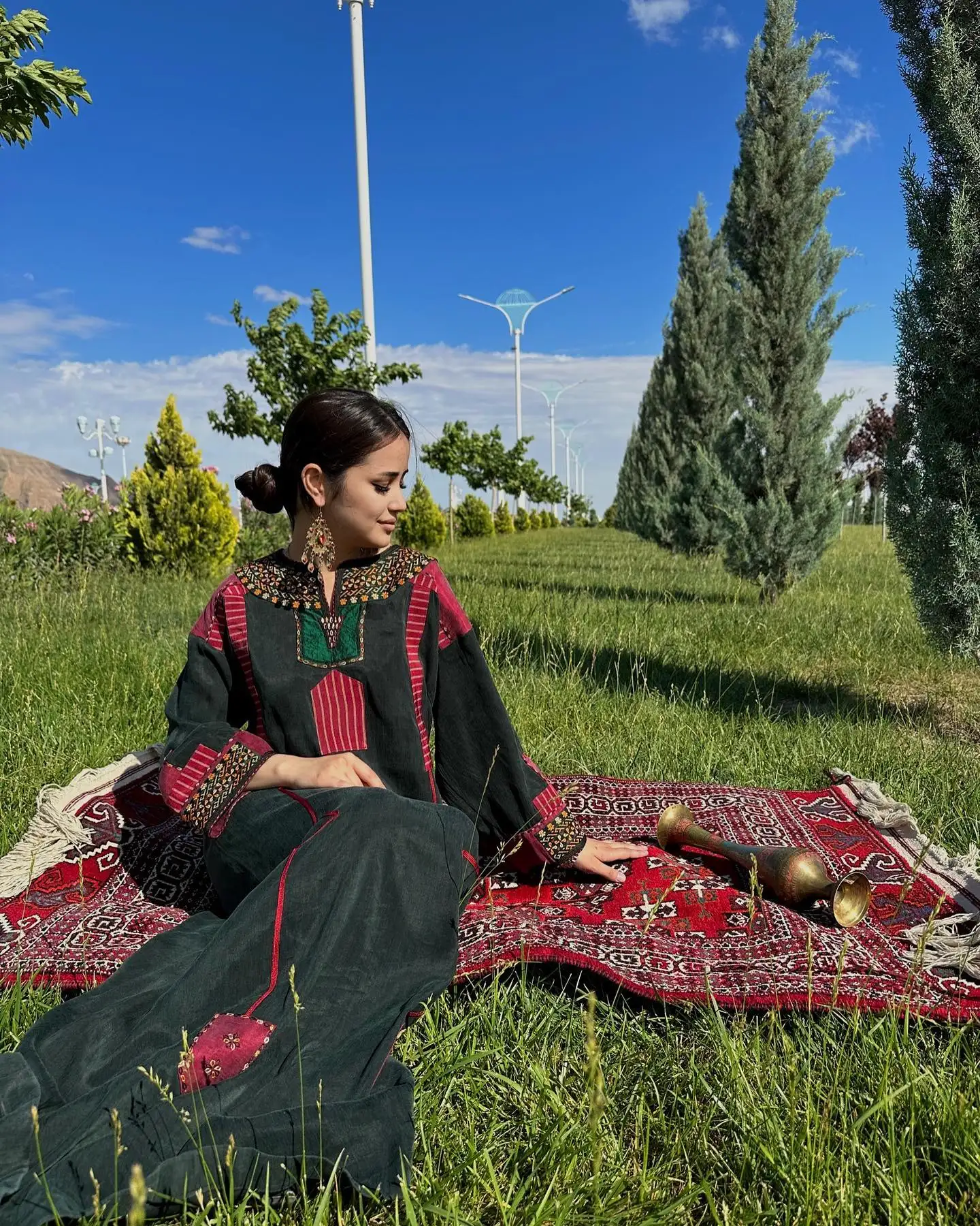 Türkmen fasonlar pombarh fasonlar Fasonlar 2025 fasonlar fason moda modalar Bezen bezen Türkmen fasonlar 2026 Türkmen fasonlar 2025 Türkmen fasonlar 2024 Türkmen fasonlar 2023 turkmenistan türkmenistan turkmen türkmen ashgabat  asgabat aşgabat balkan mary lebap dashoguz dasoguz daşoguz pombarh ponbarhat gulyupek gülýüpek stapel ştapel Gralan Çüýdeşen Abaýa Gadymy Krep Gurultaý 	Keteni Ýüpek Şifon Gipýur Lyon Welwet Atlas Kaşemir Streýç Suzana Ştapel Gülýüpek Pombarh Ýupka Gursakça Aksesuarlar Palto Penjek Okuw eşik Fata Sport eşik Uniforma Nakidka Öýme Şarf kompýuter ýaka ýaglyk Arenda köýnek 2nji el köýnek Taýyn köýnek Matalar Milli lybas milli lybaslar Toý köýnek Toý köýnekler toy koynek toy koynekler gundelik koynekler Gündelik	 
 köýnekler fata koynek Modern taze fason Eskiz koynektm turkmenkoynek türkmenkoynek fason moda moda fasonlar Iş eşik el iş	sada	ýakaly ýakasyz	keşdeli biserli	ýeňli giň nagyşly ýüregi açyk stoýka ýaka ýanly kombinasiýa 	zerli üsti aşak guşakly seçekli gysga ýeňli Gülýüpek Toý köýnek el iş, ýakaly  Goýy-gyzyl, Goýy-çal