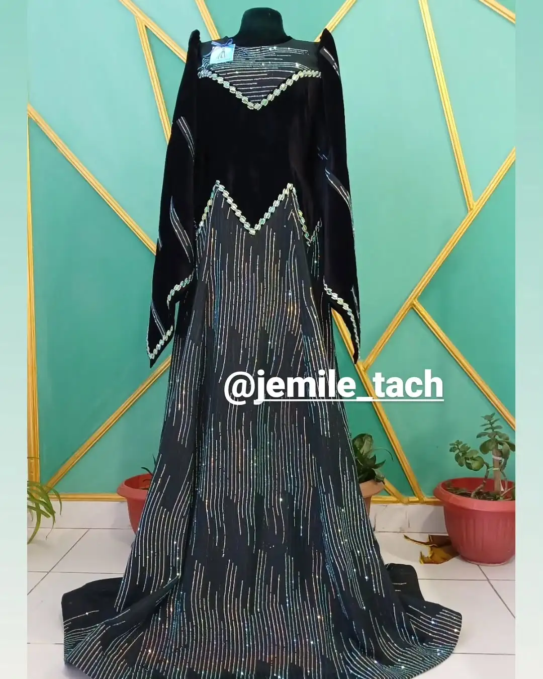 Türkmen fasonlar pombarh fasonlar Fasonlar 2025 fasonlar fason moda modalar Bezen bezen Türkmen fasonlar 2026 Türkmen fasonlar 2025 Türkmen fasonlar 2024 Türkmen fasonlar 2023 turkmenistan türkmenistan turkmen türkmen ashgabat  asgabat aşgabat balkan mary lebap dashoguz dasoguz daşoguz pombarh ponbarhat gulyupek gülýüpek stapel ştapel Gralan Çüýdeşen Abaýa Gadymy Krep Gurultaý 	Keteni Ýüpek Şifon Gipýur Lyon Welwet Atlas Kaşemir Streýç Suzana Ştapel Gülýüpek Pombarh Ýupka Gursakça Aksesuarlar Palto Penjek Okuw eşik Fata Sport eşik Uniforma Nakidka Öýme Şarf kompýuter ýaka ýaglyk Arenda köýnek 2nji el köýnek Taýyn köýnek Matalar Milli lybas milli lybaslar Toý köýnek Toý köýnekler toy koynek toy koynekler gundelik koynekler Gündelik	 
 köýnekler fata koynek Modern taze fason Eskiz koynektm turkmenkoynek türkmenkoynek fason moda moda fasonlar Iş eşik el iş	sada	ýakaly ýakasyz	keşdeli biserli	ýeňli giň nagyşly ýüregi açyk stoýka ýaka ýanly kombinasiýa 	zerli üsti aşak guşakly seçekli gysga ýeňli Toý köýnek, Modern biserli  Gara