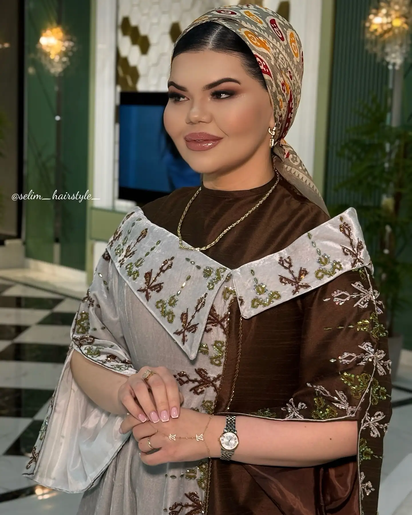 Türkmen fasonlar pombarh fasonlar Fasonlar 2025 fasonlar fason moda modalar Bezen bezen Türkmen fasonlar 2026 Türkmen fasonlar 2025 Türkmen fasonlar 2024 Türkmen fasonlar 2023 turkmenistan türkmenistan turkmen türkmen ashgabat  asgabat aşgabat balkan mary lebap dashoguz dasoguz daşoguz pombarh ponbarhat gulyupek gülýüpek stapel ştapel Gralan Çüýdeşen Abaýa Gadymy Krep Gurultaý 	Keteni Ýüpek Şifon Gipýur Lyon Welwet Atlas Kaşemir Streýç Suzana Ştapel Gülýüpek Pombarh Ýupka Gursakça Aksesuarlar Palto Penjek Okuw eşik Fata Sport eşik Uniforma Nakidka Öýme Şarf kompýuter ýaka ýaglyk Arenda köýnek 2nji el köýnek Taýyn köýnek Matalar Milli lybas milli lybaslar Toý köýnek Toý köýnekler toy koynek toy koynekler gundelik koynekler Gündelik	 
 köýnekler fata koynek Modern taze fason Eskiz koynektm turkmenkoynek türkmenkoynek fason moda moda fasonlar Iş eşik el iş	sada	ýakaly ýakasyz	keşdeli biserli	ýeňli giň nagyşly ýüregi açyk stoýka ýaka ýanly kombinasiýa 	zerli üsti aşak guşakly seçekli gysga ýeňli Panbarhat (Pombarh) Toý köýnek, Milli lybas el iş, keşdeli, gysga ýeňli, nagyşly 17-25, 26-35 Bežewyý, Goňur