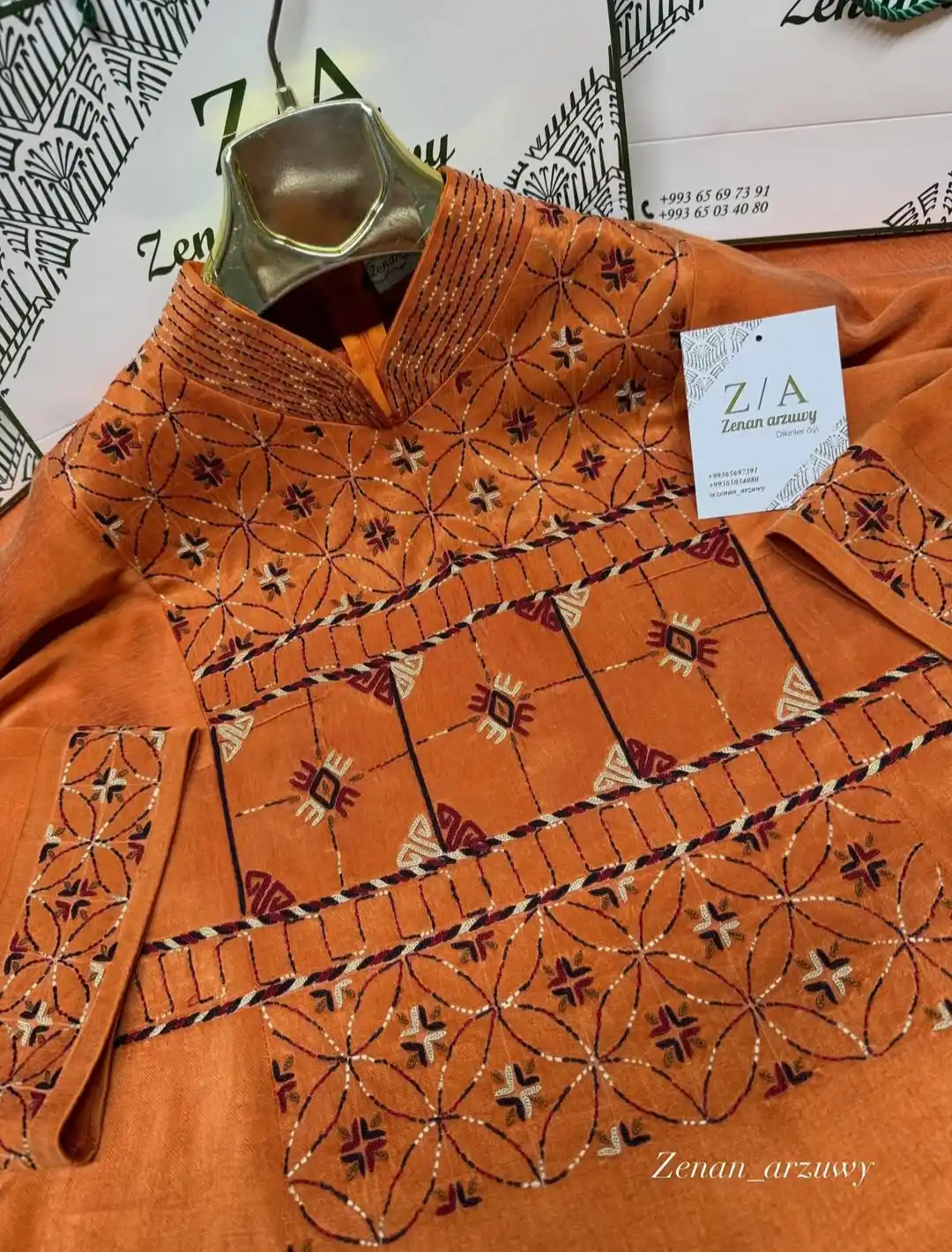 Türkmen fasonlar pombarh fasonlar Fasonlar 2025 fasonlar fason moda modalar Bezen bezen Türkmen fasonlar 2026 Türkmen fasonlar 2025 Türkmen fasonlar 2024 Türkmen fasonlar 2023 turkmenistan türkmenistan turkmen türkmen ashgabat  asgabat aşgabat balkan mary lebap dashoguz dasoguz daşoguz pombarh ponbarhat gulyupek gülýüpek stapel ştapel Gralan Çüýdeşen Abaýa Gadymy Krep Gurultaý 	Keteni Ýüpek Şifon Gipýur Lyon Welwet Atlas Kaşemir Streýç Suzana Ştapel Gülýüpek Pombarh Ýupka Gursakça Aksesuarlar Palto Penjek Okuw eşik Fata Sport eşik Uniforma Nakidka Öýme Şarf kompýuter ýaka ýaglyk Arenda köýnek 2nji el köýnek Taýyn köýnek Matalar Milli lybas milli lybaslar Toý köýnek Toý köýnekler toy koynek toy koynekler gundelik koynekler Gündelik	 
 köýnekler fata koynek Modern taze fason Eskiz koynektm turkmenkoynek türkmenkoynek fason moda moda fasonlar Iş eşik el iş	sada	ýakaly ýakasyz	keşdeli biserli	ýeňli giň nagyşly ýüregi açyk stoýka ýaka ýanly kombinasiýa 	zerli üsti aşak guşakly seçekli gysga ýeňli 