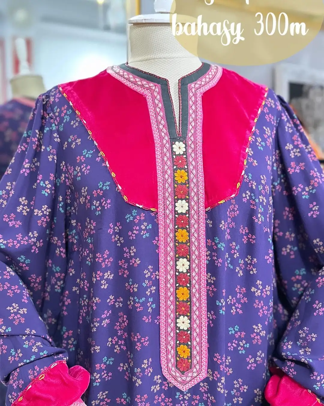 Türkmen fasonlar pombarh fasonlar Fasonlar 2025 fasonlar fason moda modalar Bezen bezen Türkmen fasonlar 2026 Türkmen fasonlar 2025 Türkmen fasonlar 2024 Türkmen fasonlar 2023 turkmenistan türkmenistan turkmen türkmen ashgabat  asgabat aşgabat balkan mary lebap dashoguz dasoguz daşoguz pombarh ponbarhat gulyupek gülýüpek stapel ştapel Gralan Çüýdeşen Abaýa Gadymy Krep Gurultaý 	Keteni Ýüpek Şifon Gipýur Lyon Welwet Atlas Kaşemir Streýç Suzana Ştapel Gülýüpek Pombarh Ýupka Gursakça Aksesuarlar Palto Penjek Okuw eşik Fata Sport eşik Uniforma Nakidka Öýme Şarf kompýuter ýaka ýaglyk Arenda köýnek 2nji el köýnek Taýyn köýnek Matalar Milli lybas milli lybaslar Toý köýnek Toý köýnekler toy koynek toy koynekler gundelik koynekler Gündelik	 
 köýnekler fata koynek Modern taze fason Eskiz koynektm turkmenkoynek türkmenkoynek fason moda moda fasonlar Iş eşik el iş	sada	ýakaly ýakasyz	keşdeli biserli	ýeňli giň nagyşly ýüregi açyk stoýka ýaka ýanly kombinasiýa 	zerli üsti aşak guşakly seçekli gysga ýeňli Ştapel Gündelik sada  Gara, Gök, Goýy-gök, Goýy-ýaşyl  Taýyn köýnek