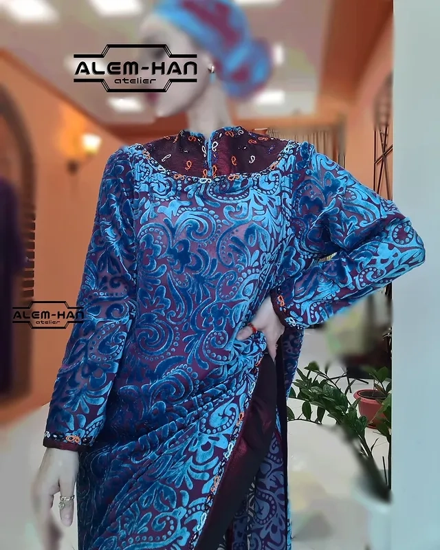 Türkmen fasonlar pombarh fasonlar Fasonlar 2025 fasonlar fason moda modalar Bezen bezen Türkmen fasonlar 2026 Türkmen fasonlar 2025 Türkmen fasonlar 2024 Türkmen fasonlar 2023 turkmenistan türkmenistan turkmen türkmen ashgabat  asgabat aşgabat balkan mary lebap dashoguz dasoguz daşoguz pombarh ponbarhat gulyupek gülýüpek stapel ştapel Gralan Çüýdeşen Abaýa Gadymy Krep Gurultaý 	Keteni Ýüpek Şifon Gipýur Lyon Welwet Atlas Kaşemir Streýç Suzana Ştapel Gülýüpek Pombarh Ýupka Gursakça Aksesuarlar Palto Penjek Okuw eşik Fata Sport eşik Uniforma Nakidka Öýme Şarf kompýuter ýaka ýaglyk Arenda köýnek 2nji el köýnek Taýyn köýnek Matalar Milli lybas milli lybaslar Toý köýnek Toý köýnekler toy koynek toy koynekler gundelik koynekler Gündelik	 
 köýnekler fata koynek Modern taze fason Eskiz koynektm turkmenkoynek türkmenkoynek fason moda moda fasonlar Iş eşik el iş	sada	ýakaly ýakasyz	keşdeli biserli	ýeňli giň nagyşly ýüregi açyk stoýka ýaka ýanly kombinasiýa 	zerli üsti aşak guşakly seçekli gysga ýeňli Panbarhat (Pombarh), Gipýur, Keteni Toý köýnek, Modern el iş, keşdeli, ýakasyz, ýeňli, giň, kombinasiýa 17-25, 26-35, 35+ Goýy-gyzyl, Benewşe, Goýy-gök yaz, tomus, guyz