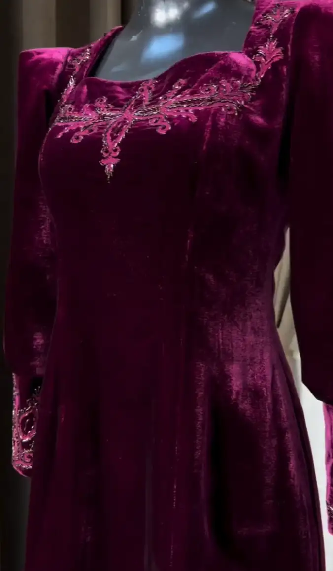 Türkmen fasonlar pombarh fasonlar Fasonlar 2025 fasonlar fason moda modalar Bezen bezen Türkmen fasonlar 2026 Türkmen fasonlar 2025 Türkmen fasonlar 2024 Türkmen fasonlar 2023 turkmenistan türkmenistan turkmen türkmen ashgabat  asgabat aşgabat balkan mary lebap dashoguz dasoguz daşoguz pombarh ponbarhat gulyupek gülýüpek stapel ştapel Gralan Çüýdeşen Abaýa Gadymy Krep Gurultaý 	Keteni Ýüpek Şifon Gipýur Lyon Welwet Atlas Kaşemir Streýç Suzana Ştapel Gülýüpek Pombarh Ýupka Gursakça Aksesuarlar Palto Penjek Okuw eşik Fata Sport eşik Uniforma Nakidka Öýme Şarf kompýuter ýaka ýaglyk Arenda köýnek 2nji el köýnek Taýyn köýnek Matalar Milli lybas milli lybaslar Toý köýnek Toý köýnekler toy koynek toy koynekler gundelik koynekler Gündelik	 
 köýnekler fata koynek Modern taze fason Eskiz koynektm turkmenkoynek türkmenkoynek fason moda moda fasonlar Iş eşik el iş	sada	ýakaly ýakasyz	keşdeli biserli	ýeňli giň nagyşly ýüregi açyk stoýka ýaka ýanly kombinasiýa 	zerli üsti aşak guşakly seçekli gysga ýeňli Panbarhat (Pombarh) Toý köýnek el iş