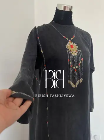 Türkmen fasonlar pombarh fasonlar Fasonlar 2025 fasonlar fason moda modalar Bezen bezen Türkmen fasonlar 2026 Türkmen fasonlar 2025 Türkmen fasonlar 2024 Türkmen fasonlar 2023 turkmenistan türkmenistan turkmen türkmen ashgabat  asgabat aşgabat balkan mary lebap dashoguz dasoguz daşoguz pombarh ponbarhat gulyupek gülýüpek stapel ştapel Gralan Çüýdeşen Abaýa Gadymy Krep Gurultaý 	Keteni Ýüpek Şifon Gipýur Lyon Welwet Atlas Kaşemir Streýç Suzana Ştapel Gülýüpek Pombarh Ýupka Gursakça Aksesuarlar Palto Penjek Okuw eşik Fata Sport eşik Uniforma Nakidka Öýme Şarf kompýuter ýaka ýaglyk Arenda köýnek 2nji el köýnek Taýyn köýnek Matalar Milli lybas milli lybaslar Toý köýnek Toý köýnekler toy koynek toy koynekler gundelik koynekler Gündelik	 
 köýnekler fata koynek Modern taze fason Eskiz koynektm turkmenkoynek türkmenkoynek fason moda moda fasonlar Iş eşik el iş	sada	ýakaly ýakasyz	keşdeli biserli	ýeňli giň nagyşly ýüregi açyk stoýka ýaka ýanly kombinasiýa 	zerli üsti aşak guşakly seçekli gysga ýeňli Gülýüpek Milli lybas el iş, ýakasyz, ýeňli, giň 26-35 Goýy-çal yaz, tomus, guyz