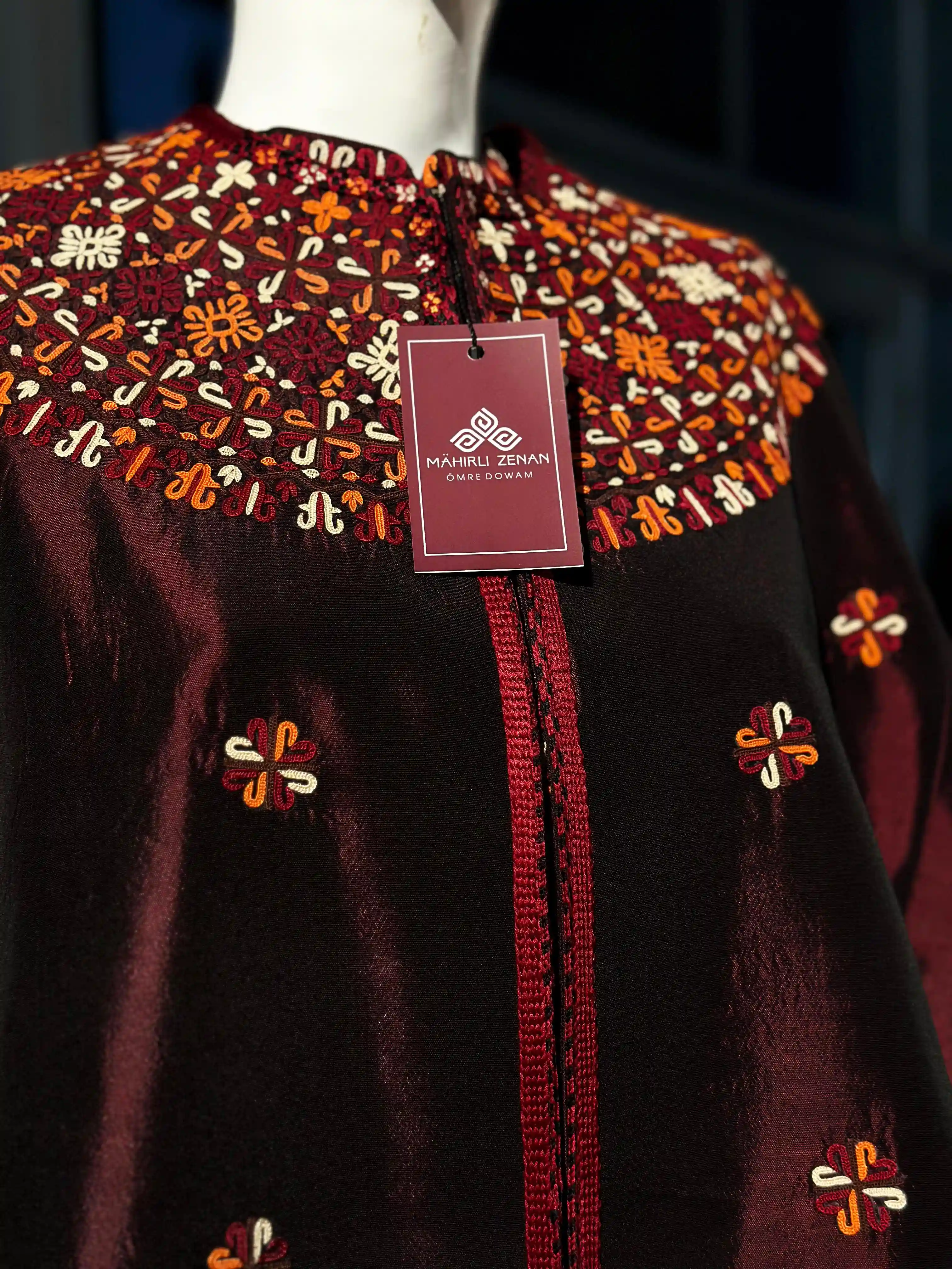 Türkmen fasonlar pombarh fasonlar Fasonlar 2025 fasonlar fason moda modalar Bezen bezen Türkmen fasonlar 2026 Türkmen fasonlar 2025 Türkmen fasonlar 2024 Türkmen fasonlar 2023 turkmenistan türkmenistan turkmen türkmen ashgabat  asgabat aşgabat balkan mary lebap dashoguz dasoguz daşoguz pombarh ponbarhat gulyupek gülýüpek stapel ştapel Gralan Çüýdeşen Abaýa Gadymy Krep Gurultaý 	Keteni Ýüpek Şifon Gipýur Lyon Welwet Atlas Kaşemir Streýç Suzana Ştapel Gülýüpek Pombarh Ýupka Gursakça Aksesuarlar Palto Penjek Okuw eşik Fata Sport eşik Uniforma Nakidka Öýme Şarf kompýuter ýaka ýaglyk Arenda köýnek 2nji el köýnek Taýyn köýnek Matalar Milli lybas milli lybaslar Toý köýnek Toý köýnekler toy koynek toy koynekler gundelik koynekler Gündelik	 
 köýnekler fata koynek Modern taze fason Eskiz koynektm turkmenkoynek türkmenkoynek fason moda moda fasonlar Iş eşik el iş	sada	ýakaly ýakasyz	keşdeli biserli	ýeňli giň nagyşly ýüregi açyk stoýka ýaka ýanly kombinasiýa 	zerli üsti aşak guşakly seçekli gysga ýeňli Keteni Modern keşdeli  Bežewyý, Goýy-gyzyl, Mämişi  Nakidka