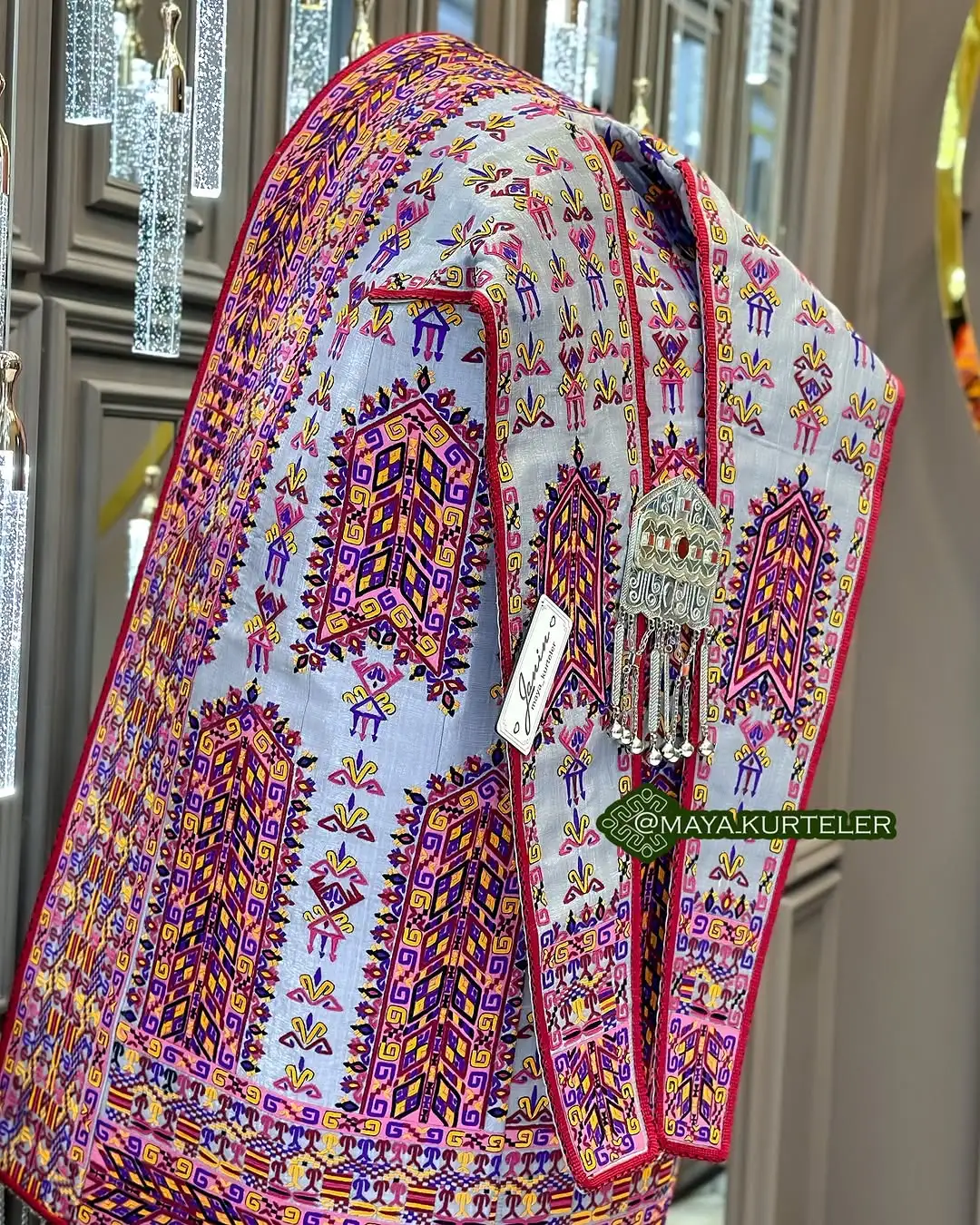 Türkmen fasonlar pombarh fasonlar Fasonlar 2025 fasonlar fason moda modalar Bezen bezen Türkmen fasonlar 2026 Türkmen fasonlar 2025 Türkmen fasonlar 2024 Türkmen fasonlar 2023 turkmenistan türkmenistan turkmen türkmen ashgabat  asgabat aşgabat balkan mary lebap dashoguz dasoguz daşoguz pombarh ponbarhat gulyupek gülýüpek stapel ştapel Gralan Çüýdeşen Abaýa Gadymy Krep Gurultaý 	Keteni Ýüpek Şifon Gipýur Lyon Welwet Atlas Kaşemir Streýç Suzana Ştapel Gülýüpek Pombarh Ýupka Gursakça Aksesuarlar Palto Penjek Okuw eşik Fata Sport eşik Uniforma Nakidka Öýme Şarf kompýuter ýaka ýaglyk Arenda köýnek 2nji el köýnek Taýyn köýnek Matalar Milli lybas milli lybaslar Toý köýnek Toý köýnekler toy koynek toy koynekler gundelik koynekler Gündelik	 
 köýnekler fata koynek Modern taze fason Eskiz koynektm turkmenkoynek türkmenkoynek fason moda moda fasonlar Iş eşik el iş	sada	ýakaly ýakasyz	keşdeli biserli	ýeňli giň nagyşly ýüregi açyk stoýka ýaka ýanly kombinasiýa 	zerli üsti aşak guşakly seçekli gysga ýeňli Keteni Milli lybas el iş, keşdeli, ýakaly, ýeňli, nagyşly 12-16, 17-25, 26-35 Goýy-çal, Kümüş