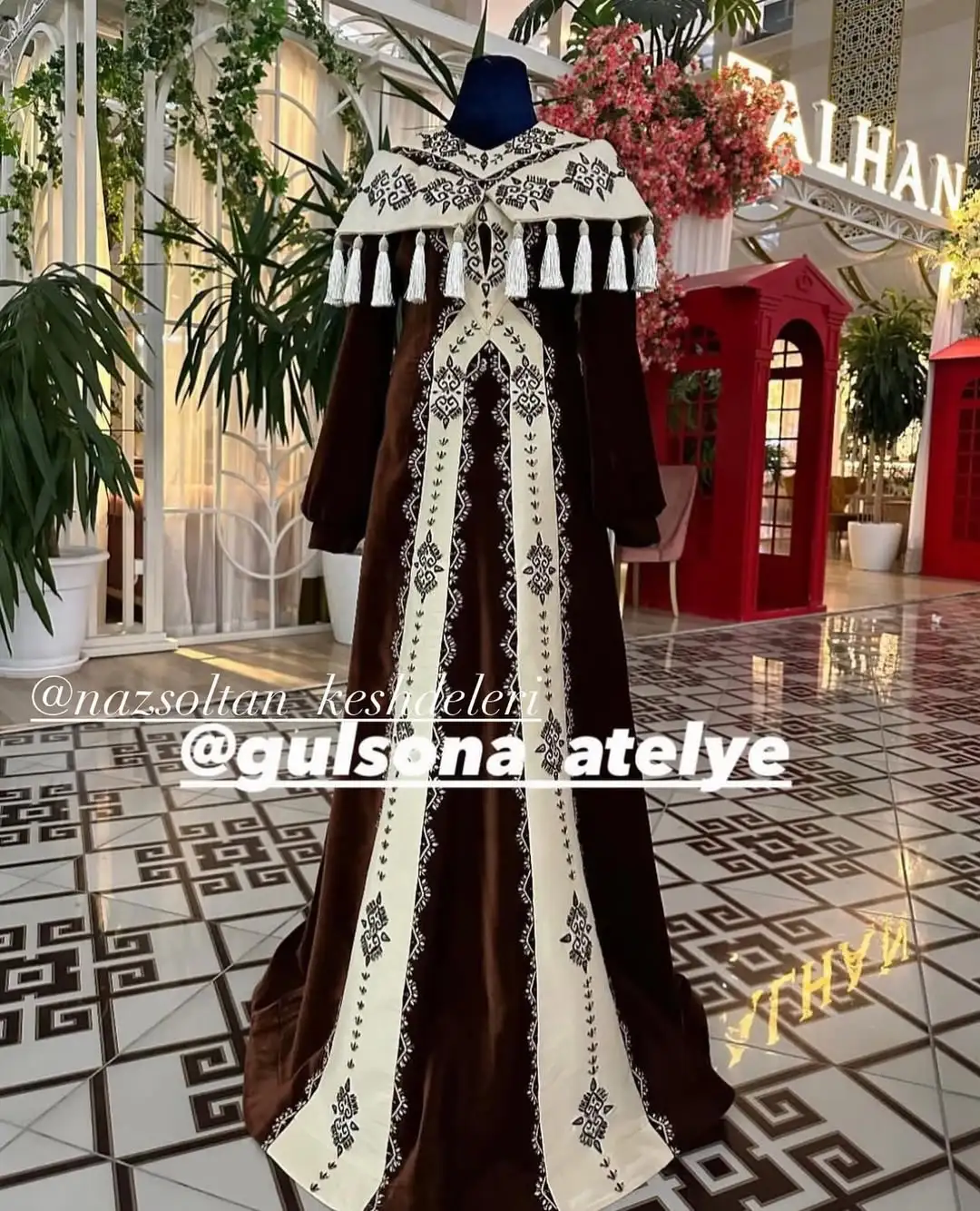 Türkmen fasonlar pombarh fasonlar Fasonlar 2025 fasonlar fason moda modalar Bezen bezen Türkmen fasonlar 2026 Türkmen fasonlar 2025 Türkmen fasonlar 2024 Türkmen fasonlar 2023 turkmenistan türkmenistan turkmen türkmen ashgabat  asgabat aşgabat balkan mary lebap dashoguz dasoguz daşoguz pombarh ponbarhat gulyupek gülýüpek stapel ştapel Gralan Çüýdeşen Abaýa Gadymy Krep Gurultaý 	Keteni Ýüpek Şifon Gipýur Lyon Welwet Atlas Kaşemir Streýç Suzana Ştapel Gülýüpek Pombarh Ýupka Gursakça Aksesuarlar Palto Penjek Okuw eşik Fata Sport eşik Uniforma Nakidka Öýme Şarf kompýuter ýaka ýaglyk Arenda köýnek 2nji el köýnek Taýyn köýnek Matalar Milli lybas milli lybaslar Toý köýnek Toý köýnekler toy koynek toy koynekler gundelik koynekler Gündelik	 
 köýnekler fata koynek Modern taze fason Eskiz koynektm turkmenkoynek türkmenkoynek fason moda moda fasonlar Iş eşik el iş	sada	ýakaly ýakasyz	keşdeli biserli	ýeňli giň nagyşly ýüregi açyk stoýka ýaka ýanly kombinasiýa 	zerli üsti aşak guşakly seçekli gysga ýeňli Panbarhat (Pombarh) Toý köýnek el iş  Bežewyý, Goýy-gyzyl