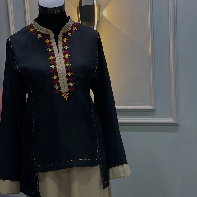 Türkmen fasonlar pombarh fasonlar Fasonlar 2025 fasonlar fason moda modalar Bezen bezen Türkmen fasonlar 2026 Türkmen fasonlar 2025 Türkmen fasonlar 2024 Türkmen fasonlar 2023 turkmenistan türkmenistan turkmen türkmen ashgabat  asgabat aşgabat balkan mary lebap dashoguz dasoguz daşoguz pombarh ponbarhat gulyupek gülýüpek stapel ştapel Gralan Çüýdeşen Abaýa Gadymy Krep Gurultaý 	Keteni Ýüpek Şifon Gipýur Lyon Welwet Atlas Kaşemir Streýç Suzana Ştapel Gülýüpek Pombarh Ýupka Gursakça Aksesuarlar Palto Penjek Okuw eşik Fata Sport eşik Uniforma Nakidka Öýme Şarf kompýuter ýaka ýaglyk Arenda köýnek 2nji el köýnek Taýyn köýnek Matalar Milli lybas milli lybaslar Toý köýnek Toý köýnekler toy koynek toy koynekler gundelik koynekler Gündelik	 
 köýnekler fata koynek Modern taze fason Eskiz koynektm turkmenkoynek türkmenkoynek fason moda moda fasonlar Iş eşik el iş	sada	ýakaly ýakasyz	keşdeli biserli	ýeňli giň nagyşly ýüregi açyk stoýka ýaka ýanly kombinasiýa 	zerli üsti aşak guşakly seçekli gysga ýeňli 