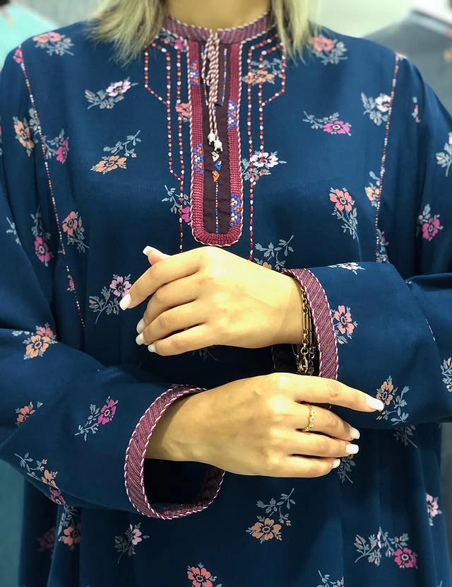 Türkmen fasonlar pombarh fasonlar Fasonlar 2025 fasonlar fason moda modalar Bezen bezen Türkmen fasonlar 2026 Türkmen fasonlar 2025 Türkmen fasonlar 2024 Türkmen fasonlar 2023 turkmenistan türkmenistan turkmen türkmen ashgabat  asgabat aşgabat balkan mary lebap dashoguz dasoguz daşoguz pombarh ponbarhat gulyupek gülýüpek stapel ştapel Gralan Çüýdeşen Abaýa Gadymy Krep Gurultaý 	Keteni Ýüpek Şifon Gipýur Lyon Welwet Atlas Kaşemir Streýç Suzana Ştapel Gülýüpek Pombarh Ýupka Gursakça Aksesuarlar Palto Penjek Okuw eşik Fata Sport eşik Uniforma Nakidka Öýme Şarf kompýuter ýaka ýaglyk Arenda köýnek 2nji el köýnek Taýyn köýnek Matalar Milli lybas milli lybaslar Toý köýnek Toý köýnekler toy koynek toy koynekler gundelik koynekler Gündelik	 
 köýnekler fata koynek Modern taze fason Eskiz koynektm turkmenkoynek türkmenkoynek fason moda moda fasonlar Iş eşik el iş	sada	ýakaly ýakasyz	keşdeli biserli	ýeňli giň nagyşly ýüregi açyk stoýka ýaka ýanly kombinasiýa 	zerli üsti aşak guşakly seçekli gysga ýeňli Ştapel, Gülýüpek Gündelik el iş, ýakaly, ýanly, gysga ýeňli, giň 17-25, 26-35 Benewşe yaz, tomus, guyz