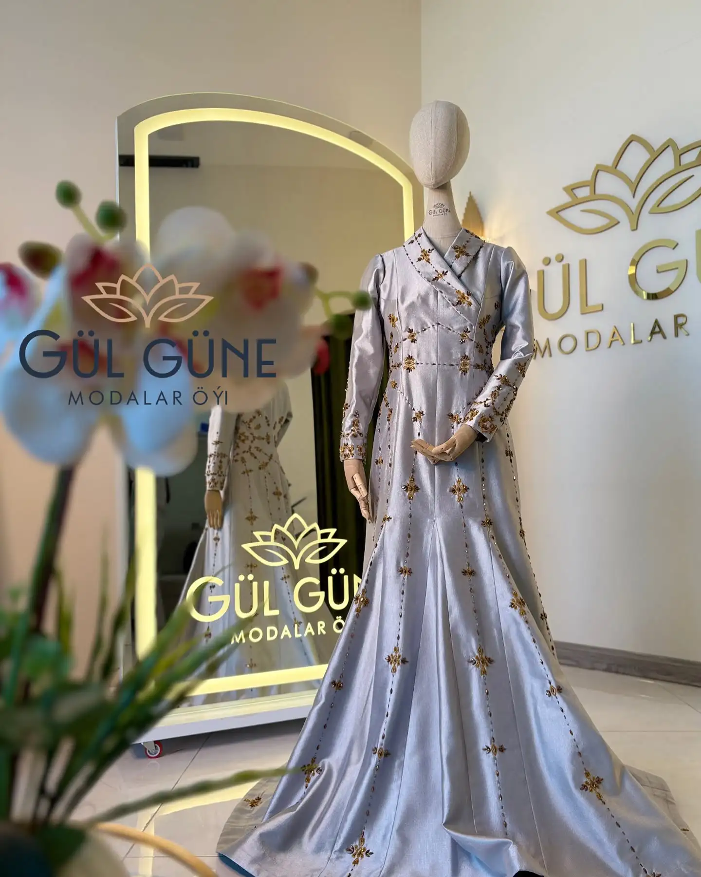 Türkmen fasonlar pombarh fasonlar Fasonlar 2025 fasonlar fason moda modalar Bezen bezen Türkmen fasonlar 2026 Türkmen fasonlar 2025 Türkmen fasonlar 2024 Türkmen fasonlar 2023 turkmenistan türkmenistan turkmen türkmen ashgabat  asgabat aşgabat balkan mary lebap dashoguz dasoguz daşoguz pombarh ponbarhat gulyupek gülýüpek stapel ştapel Gralan Çüýdeşen Abaýa Gadymy Krep Gurultaý 	Keteni Ýüpek Şifon Gipýur Lyon Welwet Atlas Kaşemir Streýç Suzana Ştapel Gülýüpek Pombarh Ýupka Gursakça Aksesuarlar Palto Penjek Okuw eşik Fata Sport eşik Uniforma Nakidka Öýme Şarf kompýuter ýaka ýaglyk Arenda köýnek 2nji el köýnek Taýyn köýnek Matalar Milli lybas milli lybaslar Toý köýnek Toý köýnekler toy koynek toy koynekler gundelik koynekler Gündelik	 
 köýnekler fata koynek Modern taze fason Eskiz koynektm turkmenkoynek türkmenkoynek fason moda moda fasonlar Iş eşik el iş	sada	ýakaly ýakasyz	keşdeli biserli	ýeňli giň nagyşly ýüregi açyk stoýka ýaka ýanly kombinasiýa 	zerli üsti aşak guşakly seçekli gysga ýeňli Keteni, Atlas Toý köýnek el iş, ýakasyz, ýeňli, nagyşly 12-16, 17-25, 26-35 Kümüş