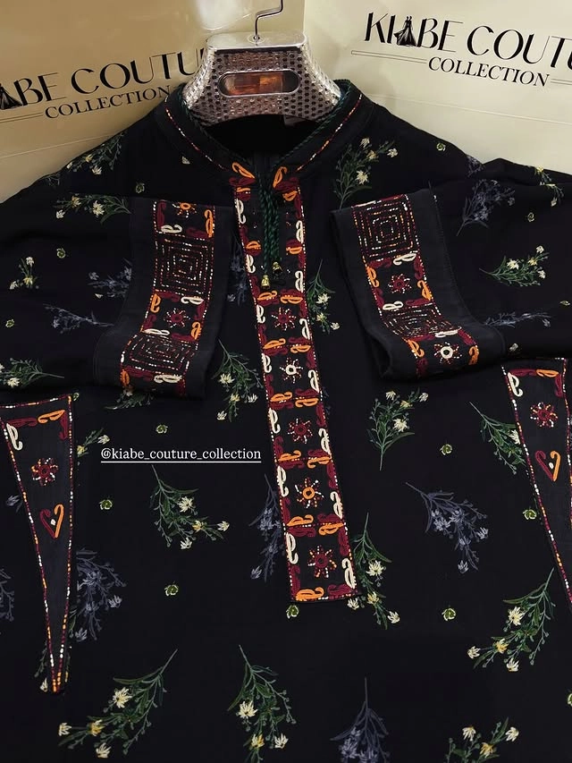 Türkmen fasonlar pombarh fasonlar Fasonlar 2025 fasonlar fason moda modalar Bezen bezen Türkmen fasonlar 2026 Türkmen fasonlar 2025 Türkmen fasonlar 2024 Türkmen fasonlar 2023 turkmenistan türkmenistan turkmen türkmen ashgabat  asgabat aşgabat balkan mary lebap dashoguz dasoguz daşoguz pombarh ponbarhat gulyupek gülýüpek stapel ştapel Gralan Çüýdeşen Abaýa Gadymy Krep Gurultaý 	Keteni Ýüpek Şifon Gipýur Lyon Welwet Atlas Kaşemir Streýç Suzana Ştapel Gülýüpek Pombarh Ýupka Gursakça Aksesuarlar Palto Penjek Okuw eşik Fata Sport eşik Uniforma Nakidka Öýme Şarf kompýuter ýaka ýaglyk Arenda köýnek 2nji el köýnek Taýyn köýnek Matalar Milli lybas milli lybaslar Toý köýnek Toý köýnekler toy koynek toy koynekler gundelik koynekler Gündelik	 
 köýnekler fata koynek Modern taze fason Eskiz koynektm turkmenkoynek türkmenkoynek fason moda moda fasonlar Iş eşik el iş	sada	ýakaly ýakasyz	keşdeli biserli	ýeňli giň nagyşly ýüregi açyk stoýka ýaka ýanly kombinasiýa 	zerli üsti aşak guşakly seçekli gysga ýeňli 