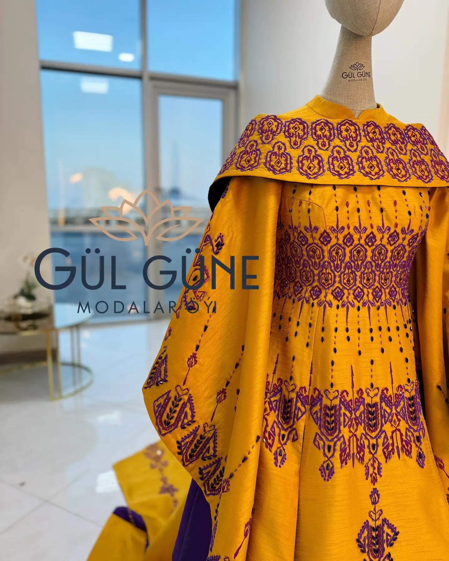 Türkmen fasonlar pombarh fasonlar Fasonlar 2025 fasonlar fason moda modalar Bezen bezen Türkmen fasonlar 2026 Türkmen fasonlar 2025 Türkmen fasonlar 2024 Türkmen fasonlar 2023 turkmenistan türkmenistan turkmen türkmen ashgabat  asgabat aşgabat balkan mary lebap dashoguz dasoguz daşoguz pombarh ponbarhat gulyupek gülýüpek stapel ştapel Gralan Çüýdeşen Abaýa Gadymy Krep Gurultaý 	Keteni Ýüpek Şifon Gipýur Lyon Welwet Atlas Kaşemir Streýç Suzana Ştapel Gülýüpek Pombarh Ýupka Gursakça Aksesuarlar Palto Penjek Okuw eşik Fata Sport eşik Uniforma Nakidka Öýme Şarf kompýuter ýaka ýaglyk Arenda köýnek 2nji el köýnek Taýyn köýnek Matalar Milli lybas milli lybaslar Toý köýnek Toý köýnekler toy koynek toy koynekler gundelik koynekler Gündelik	 
 köýnekler fata koynek Modern taze fason Eskiz koynektm turkmenkoynek türkmenkoynek fason moda moda fasonlar Iş eşik el iş	sada	ýakaly ýakasyz	keşdeli biserli	ýeňli giň nagyşly ýüregi açyk stoýka ýaka ýanly kombinasiýa 	zerli üsti aşak guşakly seçekli gysga ýeňli Keteni, Atlas Toý köýnek, Milli lybas el iş, keşdeli, ýakaly, ýeňli, nagyşly 17-25, 26-35 Sary