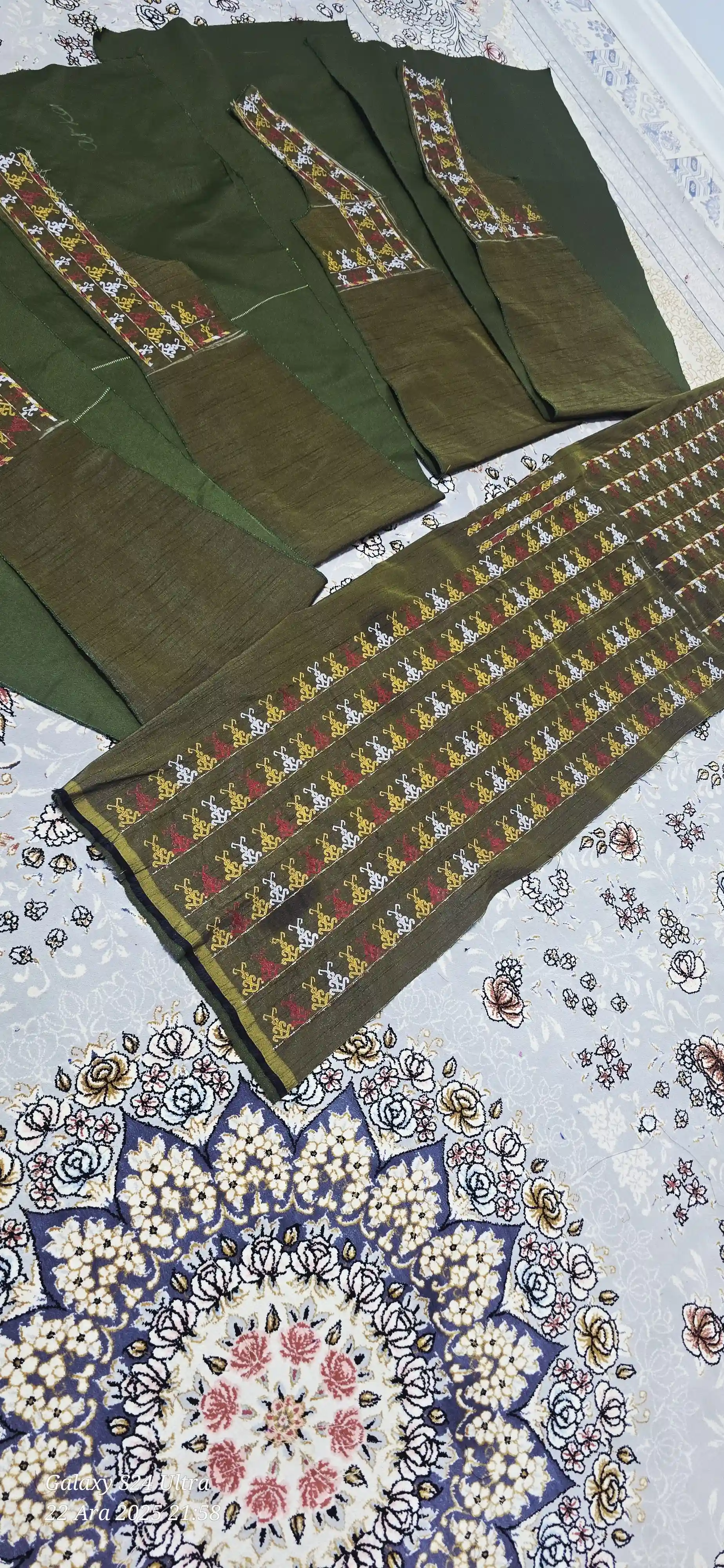 Türkmen fasonlar pombarh fasonlar Fasonlar 2025 fasonlar fason moda modalar Bezen bezen Türkmen fasonlar 2026 Türkmen fasonlar 2025 Türkmen fasonlar 2024 Türkmen fasonlar 2023 turkmenistan türkmenistan turkmen türkmen ashgabat  asgabat aşgabat balkan mary lebap dashoguz dasoguz daşoguz pombarh ponbarhat gulyupek gülýüpek stapel ştapel Gralan Çüýdeşen Abaýa Gadymy Krep Gurultaý 	Keteni Ýüpek Şifon Gipýur Lyon Welwet Atlas Kaşemir Streýç Suzana Ştapel Gülýüpek Pombarh Ýupka Gursakça Aksesuarlar Palto Penjek Okuw eşik Fata Sport eşik Uniforma Nakidka Öýme Şarf kompýuter ýaka ýaglyk Arenda köýnek 2nji el köýnek Taýyn köýnek Matalar Milli lybas milli lybaslar Toý köýnek Toý köýnekler toy koynek toy koynekler gundelik koynekler Gündelik	 
 köýnekler fata koynek Modern taze fason Eskiz koynektm turkmenkoynek türkmenkoynek fason moda moda fasonlar Iş eşik el iş	sada	ýakaly ýakasyz	keşdeli biserli	ýeňli giň nagyşly ýüregi açyk stoýka ýaka ýanly kombinasiýa 	zerli üsti aşak guşakly seçekli gysga ýeňli 