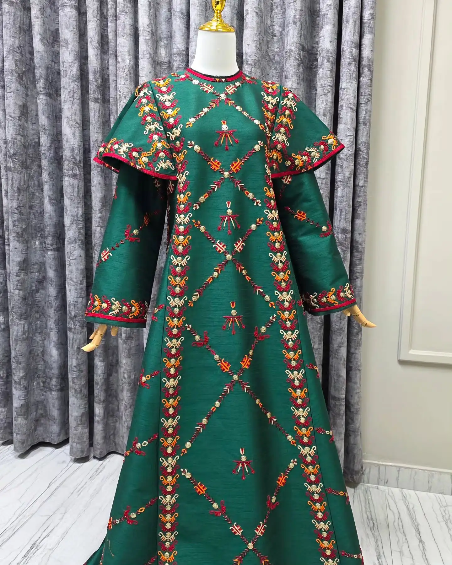 Türkmen fasonlar pombarh fasonlar Fasonlar 2025 fasonlar fason moda modalar Bezen bezen Türkmen fasonlar 2026 Türkmen fasonlar 2025 Türkmen fasonlar 2024 Türkmen fasonlar 2023 turkmenistan türkmenistan turkmen türkmen ashgabat  asgabat aşgabat balkan mary lebap dashoguz dasoguz daşoguz pombarh ponbarhat gulyupek gülýüpek stapel ştapel Gralan Çüýdeşen Abaýa Gadymy Krep Gurultaý 	Keteni Ýüpek Şifon Gipýur Lyon Welwet Atlas Kaşemir Streýç Suzana Ştapel Gülýüpek Pombarh Ýupka Gursakça Aksesuarlar Palto Penjek Okuw eşik Fata Sport eşik Uniforma Nakidka Öýme Şarf kompýuter ýaka ýaglyk Arenda köýnek 2nji el köýnek Taýyn köýnek Matalar Milli lybas milli lybaslar Toý köýnek Toý köýnekler toy koynek toy koynekler gundelik koynekler Gündelik	 
 köýnekler fata koynek Modern taze fason Eskiz koynektm turkmenkoynek türkmenkoynek fason moda moda fasonlar Iş eşik el iş	sada	ýakaly ýakasyz	keşdeli biserli	ýeňli giň nagyşly ýüregi açyk stoýka ýaka ýanly kombinasiýa 	zerli üsti aşak guşakly seçekli gysga ýeňli Şantu Toý köýnek el iş, keşdeli, biserli, ýeňli, giň 17-25, 26-35 Goýy-ýaşyl yaz, tomus, guyz, gysh