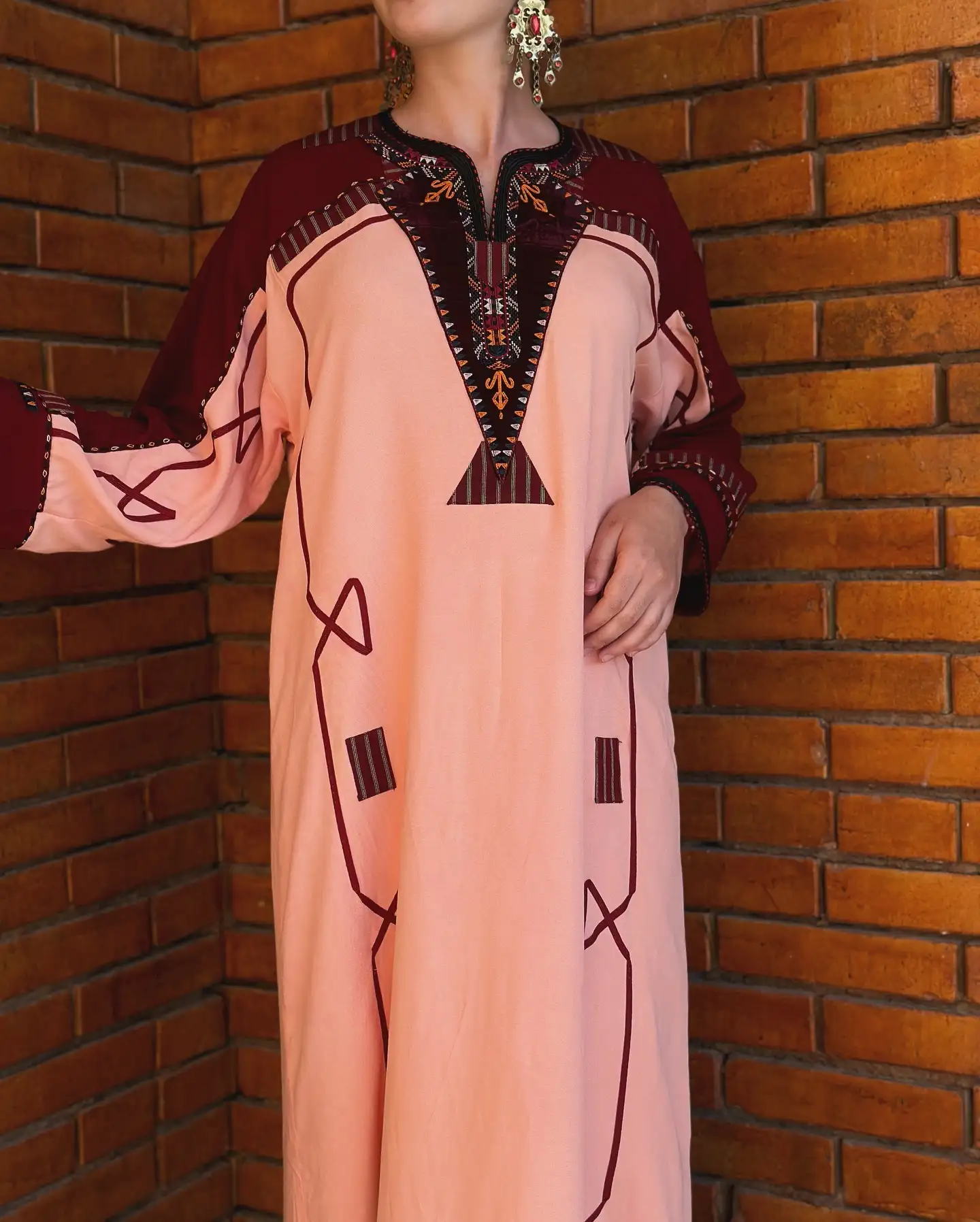 Türkmen fasonlar pombarh fasonlar Fasonlar 2025 fasonlar fason moda modalar Bezen bezen Türkmen fasonlar 2026 Türkmen fasonlar 2025 Türkmen fasonlar 2024 Türkmen fasonlar 2023 turkmenistan türkmenistan turkmen türkmen ashgabat  asgabat aşgabat balkan mary lebap dashoguz dasoguz daşoguz pombarh ponbarhat gulyupek gülýüpek stapel ştapel Gralan Çüýdeşen Abaýa Gadymy Krep Gurultaý 	Keteni Ýüpek Şifon Gipýur Lyon Welwet Atlas Kaşemir Streýç Suzana Ştapel Gülýüpek Pombarh Ýupka Gursakça Aksesuarlar Palto Penjek Okuw eşik Fata Sport eşik Uniforma Nakidka Öýme Şarf kompýuter ýaka ýaglyk Arenda köýnek 2nji el köýnek Taýyn köýnek Matalar Milli lybas milli lybaslar Toý köýnek Toý köýnekler toy koynek toy koynekler gundelik koynekler Gündelik	 
 köýnekler fata koynek Modern taze fason Eskiz koynektm turkmenkoynek türkmenkoynek fason moda moda fasonlar Iş eşik el iş	sada	ýakaly ýakasyz	keşdeli biserli	ýeňli giň nagyşly ýüregi açyk stoýka ýaka ýanly kombinasiýa 	zerli üsti aşak guşakly seçekli gysga ýeňli Ştapel Toý köýnek, Gündelik el iş, ýakaly  Gülgüne