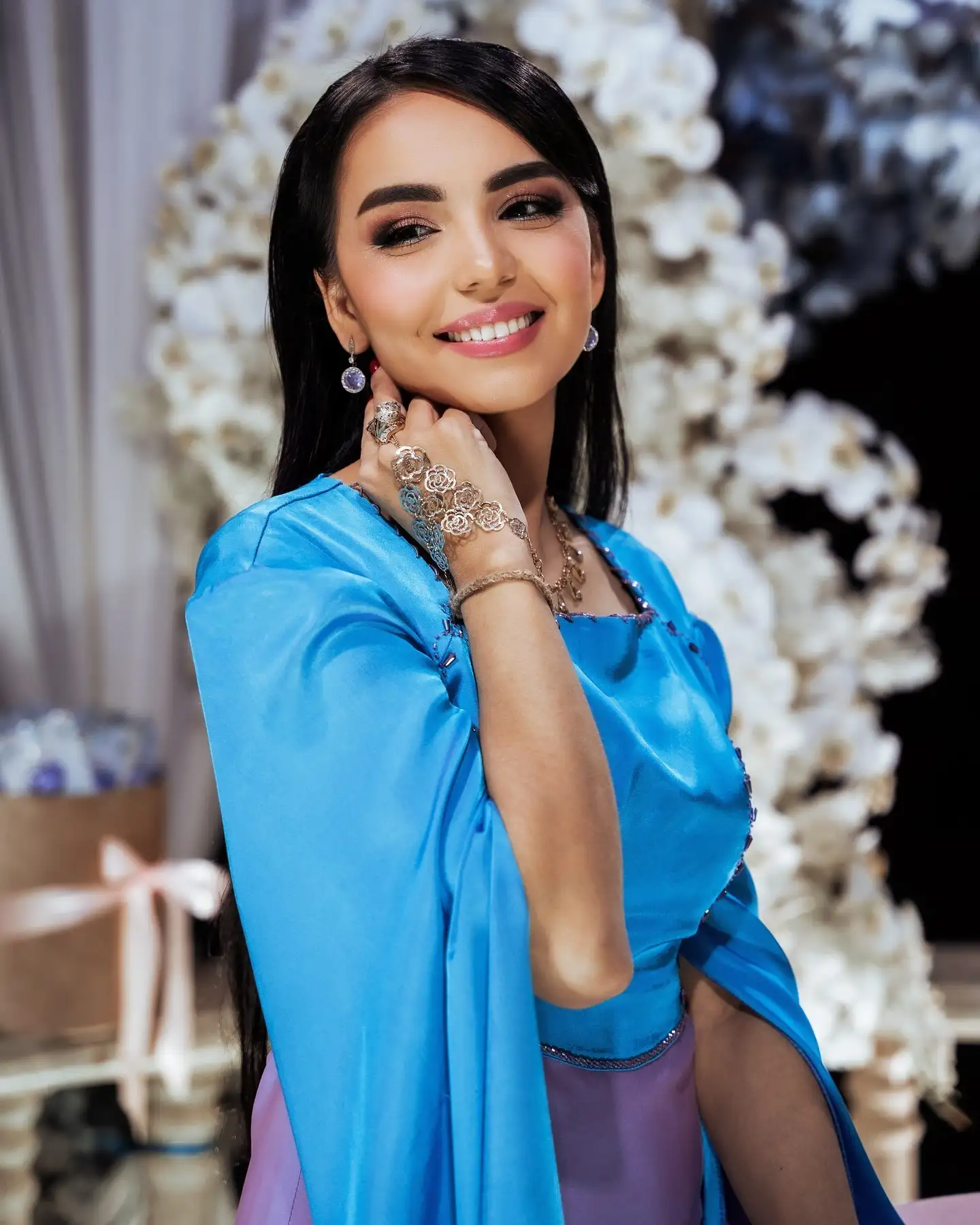 Türkmen fasonlar pombarh fasonlar Fasonlar 2025 fasonlar fason moda modalar Bezen bezen Türkmen fasonlar 2026 Türkmen fasonlar 2025 Türkmen fasonlar 2024 Türkmen fasonlar 2023 turkmenistan türkmenistan turkmen türkmen ashgabat  asgabat aşgabat balkan mary lebap dashoguz dasoguz daşoguz pombarh ponbarhat gulyupek gülýüpek stapel ştapel Gralan Çüýdeşen Abaýa Gadymy Krep Gurultaý 	Keteni Ýüpek Şifon Gipýur Lyon Welwet Atlas Kaşemir Streýç Suzana Ştapel Gülýüpek Pombarh Ýupka Gursakça Aksesuarlar Palto Penjek Okuw eşik Fata Sport eşik Uniforma Nakidka Öýme Şarf kompýuter ýaka ýaglyk Arenda köýnek 2nji el köýnek Taýyn köýnek Matalar Milli lybas milli lybaslar Toý köýnek Toý köýnekler toy koynek toy koynekler gundelik koynekler Gündelik	 
 köýnekler fata koynek Modern taze fason Eskiz koynektm turkmenkoynek türkmenkoynek fason moda moda fasonlar Iş eşik el iş	sada	ýakaly ýakasyz	keşdeli biserli	ýeňli giň nagyşly ýüregi açyk stoýka ýaka ýanly kombinasiýa 	zerli üsti aşak guşakly seçekli gysga ýeňli Şifon Toý köýnek, Modern ýakasyz  Gök, Benewşe