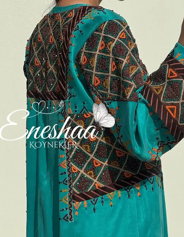 Türkmen fasonlar pombarh fasonlar Fasonlar 2025 fasonlar fason moda modalar Bezen bezen Türkmen fasonlar 2026 Türkmen fasonlar 2025 Türkmen fasonlar 2024 Türkmen fasonlar 2023 turkmenistan türkmenistan turkmen türkmen ashgabat  asgabat aşgabat balkan mary lebap dashoguz dasoguz daşoguz pombarh ponbarhat gulyupek gülýüpek stapel ştapel Gralan Çüýdeşen Abaýa Gadymy Krep Gurultaý 	Keteni Ýüpek Şifon Gipýur Lyon Welwet Atlas Kaşemir Streýç Suzana Ştapel Gülýüpek Pombarh Ýupka Gursakça Aksesuarlar Palto Penjek Okuw eşik Fata Sport eşik Uniforma Nakidka Öýme Şarf kompýuter ýaka ýaglyk Arenda köýnek 2nji el köýnek Taýyn köýnek Matalar Milli lybas milli lybaslar Toý köýnek Toý köýnekler toy koynek toy koynekler gundelik koynekler Gündelik	 
 köýnekler fata koynek Modern taze fason Eskiz koynektm turkmenkoynek türkmenkoynek fason moda moda fasonlar Iş eşik el iş	sada	ýakaly ýakasyz	keşdeli biserli	ýeňli giň nagyşly ýüregi açyk stoýka ýaka ýanly kombinasiýa 	zerli üsti aşak guşakly seçekli gysga ýeňli 