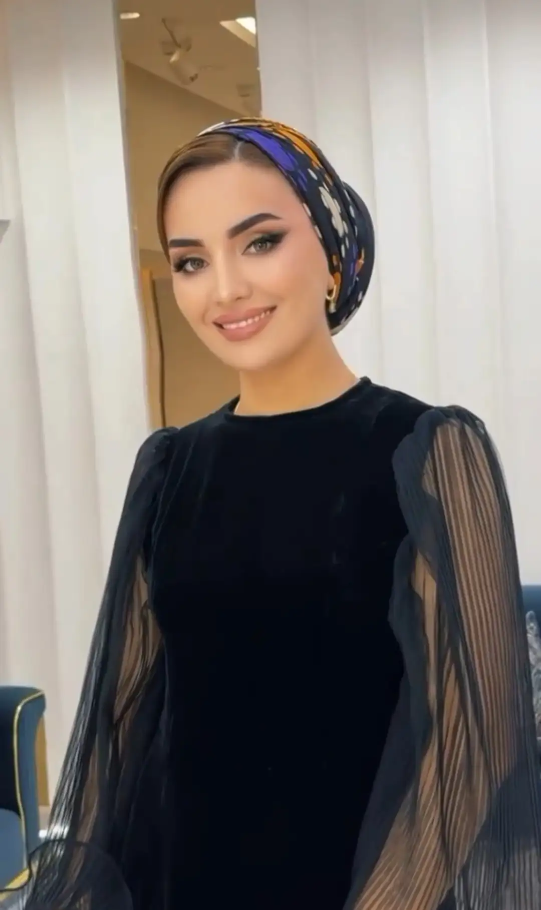 Türkmen fasonlar pombarh fasonlar Fasonlar 2025 fasonlar fason moda modalar Bezen bezen Türkmen fasonlar 2026 Türkmen fasonlar 2025 Türkmen fasonlar 2024 Türkmen fasonlar 2023 turkmenistan türkmenistan turkmen türkmen ashgabat  asgabat aşgabat balkan mary lebap dashoguz dasoguz daşoguz pombarh ponbarhat gulyupek gülýüpek stapel ştapel Gralan Çüýdeşen Abaýa Gadymy Krep Gurultaý 	Keteni Ýüpek Şifon Gipýur Lyon Welwet Atlas Kaşemir Streýç Suzana Ştapel Gülýüpek Pombarh Ýupka Gursakça Aksesuarlar Palto Penjek Okuw eşik Fata Sport eşik Uniforma Nakidka Öýme Şarf kompýuter ýaka ýaglyk Arenda köýnek 2nji el köýnek Taýyn köýnek Matalar Milli lybas milli lybaslar Toý köýnek Toý köýnekler toy koynek toy koynekler gundelik koynekler Gündelik	 
 köýnekler fata koynek Modern taze fason Eskiz koynektm turkmenkoynek türkmenkoynek fason moda moda fasonlar Iş eşik el iş	sada	ýakaly ýakasyz	keşdeli biserli	ýeňli giň nagyşly ýüregi açyk stoýka ýaka ýanly kombinasiýa 	zerli üsti aşak guşakly seçekli gysga ýeňli Şifon, Panbarhat (Pombarh) Toý köýnek ýakasyz, ýeňli, kombinasiýa 17-25, 26-35 Gara yaz, gysh