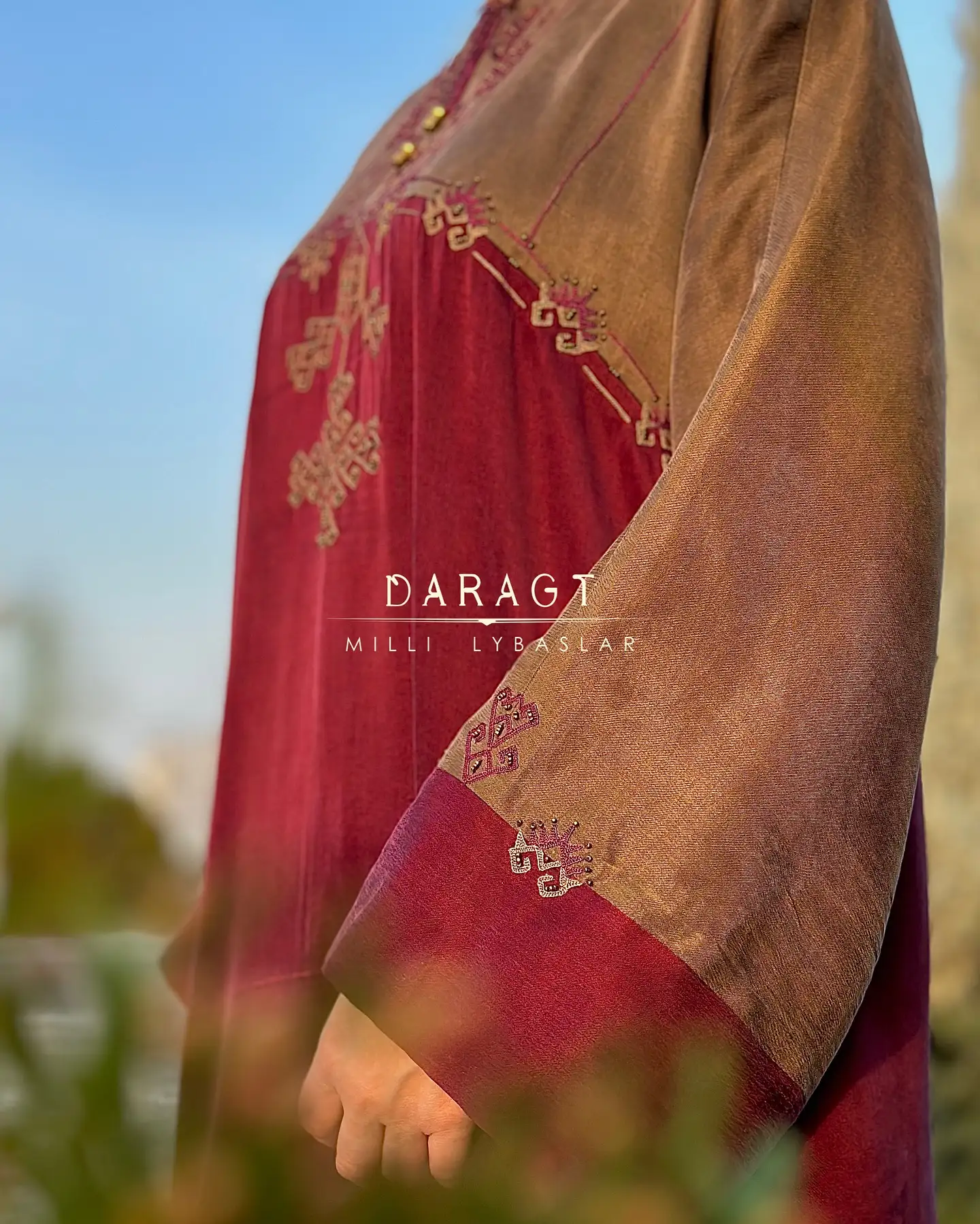 Türkmen fasonlar pombarh fasonlar Fasonlar 2025 fasonlar fason moda modalar Bezen bezen Türkmen fasonlar 2026 Türkmen fasonlar 2025 Türkmen fasonlar 2024 Türkmen fasonlar 2023 turkmenistan türkmenistan turkmen türkmen ashgabat  asgabat aşgabat balkan mary lebap dashoguz dasoguz daşoguz pombarh ponbarhat gulyupek gülýüpek stapel ştapel Gralan Çüýdeşen Abaýa Gadymy Krep Gurultaý 	Keteni Ýüpek Şifon Gipýur Lyon Welwet Atlas Kaşemir Streýç Suzana Ştapel Gülýüpek Pombarh Ýupka Gursakça Aksesuarlar Palto Penjek Okuw eşik Fata Sport eşik Uniforma Nakidka Öýme Şarf kompýuter ýaka ýaglyk Arenda köýnek 2nji el köýnek Taýyn köýnek Matalar Milli lybas milli lybaslar Toý köýnek Toý köýnekler toy koynek toy koynekler gundelik koynekler Gündelik	 
 köýnekler fata koynek Modern taze fason Eskiz koynektm turkmenkoynek türkmenkoynek fason moda moda fasonlar Iş eşik el iş	sada	ýakaly ýakasyz	keşdeli biserli	ýeňli giň nagyşly ýüregi açyk stoýka ýaka ýanly kombinasiýa 	zerli üsti aşak guşakly seçekli gysga ýeňli Lyon, Gülýüpek Toý köýnek, Milli lybas el iş, keşdeli, ýakaly, ýanly, ýeňli 17-25, 26-35, 35+ Goýy-gyzyl, Altyn guyz