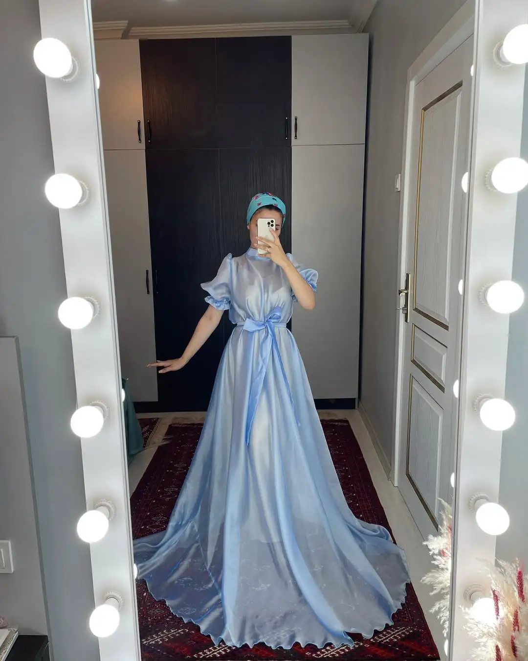 Türkmen fasonlar pombarh fasonlar Fasonlar 2025 fasonlar fason moda modalar Bezen bezen Türkmen fasonlar 2026 Türkmen fasonlar 2025 Türkmen fasonlar 2024 Türkmen fasonlar 2023 turkmenistan türkmenistan turkmen türkmen ashgabat  asgabat aşgabat balkan mary lebap dashoguz dasoguz daşoguz pombarh ponbarhat gulyupek gülýüpek stapel ştapel Gralan Çüýdeşen Abaýa Gadymy Krep Gurultaý 	Keteni Ýüpek Şifon Gipýur Lyon Welwet Atlas Kaşemir Streýç Suzana Ştapel Gülýüpek Pombarh Ýupka Gursakça Aksesuarlar Palto Penjek Okuw eşik Fata Sport eşik Uniforma Nakidka Öýme Şarf kompýuter ýaka ýaglyk Arenda köýnek 2nji el köýnek Taýyn köýnek Matalar Milli lybas milli lybaslar Toý köýnek Toý köýnekler toy koynek toy koynekler gundelik koynekler Gündelik	 
 köýnekler fata koynek Modern taze fason Eskiz koynektm turkmenkoynek türkmenkoynek fason moda moda fasonlar Iş eşik el iş	sada	ýakaly ýakasyz	keşdeli biserli	ýeňli giň nagyşly ýüregi açyk stoýka ýaka ýanly kombinasiýa 	zerli üsti aşak guşakly seçekli gysga ýeňli Şifon Toý köýnek, Modern sada, ýakasyz, gysga ýeňli, guşakly  Gök, Gülgüne, Goňur