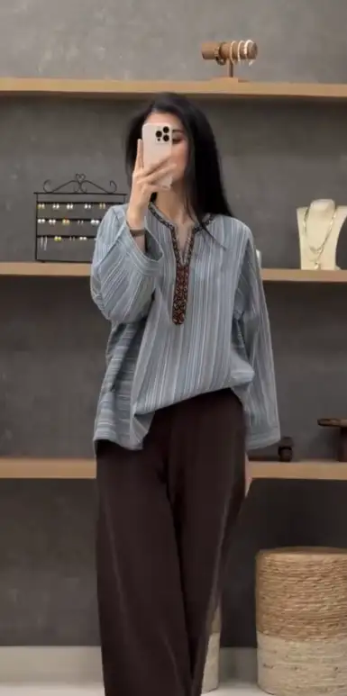 Türkmen fasonlar pombarh fasonlar Fasonlar 2025 fasonlar fason moda modalar Bezen bezen Türkmen fasonlar 2026 Türkmen fasonlar 2025 Türkmen fasonlar 2024 Türkmen fasonlar 2023 turkmenistan türkmenistan turkmen türkmen ashgabat  asgabat aşgabat balkan mary lebap dashoguz dasoguz daşoguz pombarh ponbarhat gulyupek gülýüpek stapel ştapel Gralan Çüýdeşen Abaýa Gadymy Krep Gurultaý 	Keteni Ýüpek Şifon Gipýur Lyon Welwet Atlas Kaşemir Streýç Suzana Ştapel Gülýüpek Pombarh Ýupka Gursakça Aksesuarlar Palto Penjek Okuw eşik Fata Sport eşik Uniforma Nakidka Öýme Şarf kompýuter ýaka ýaglyk Arenda köýnek 2nji el köýnek Taýyn köýnek Matalar Milli lybas milli lybaslar Toý köýnek Toý köýnekler toy koynek toy koynekler gundelik koynekler Gündelik	 
 köýnekler fata koynek Modern taze fason Eskiz koynektm turkmenkoynek türkmenkoynek fason moda moda fasonlar Iş eşik el iş	sada	ýakaly ýakasyz	keşdeli biserli	ýeňli giň nagyşly ýüregi açyk stoýka ýaka ýanly kombinasiýa 	zerli üsti aşak guşakly seçekli gysga ýeňli Modern ýakaly, ýeňli, giň, üsti aşak 17-25, 26-35  yaz, tomus, guyz